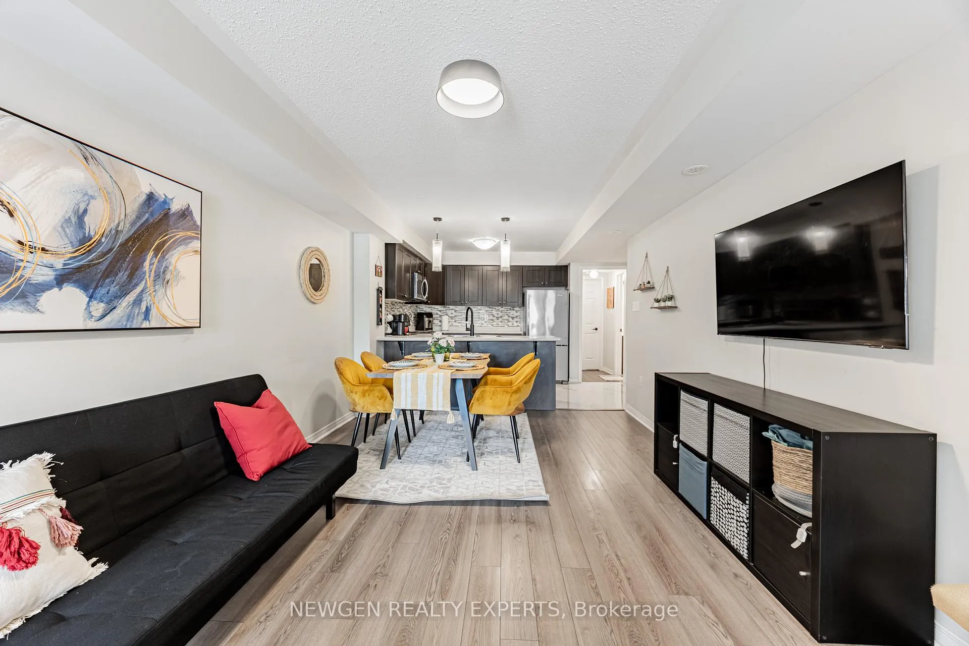 Photo 10 of 82 Abela Lane, Ajax, Central — HOMEH