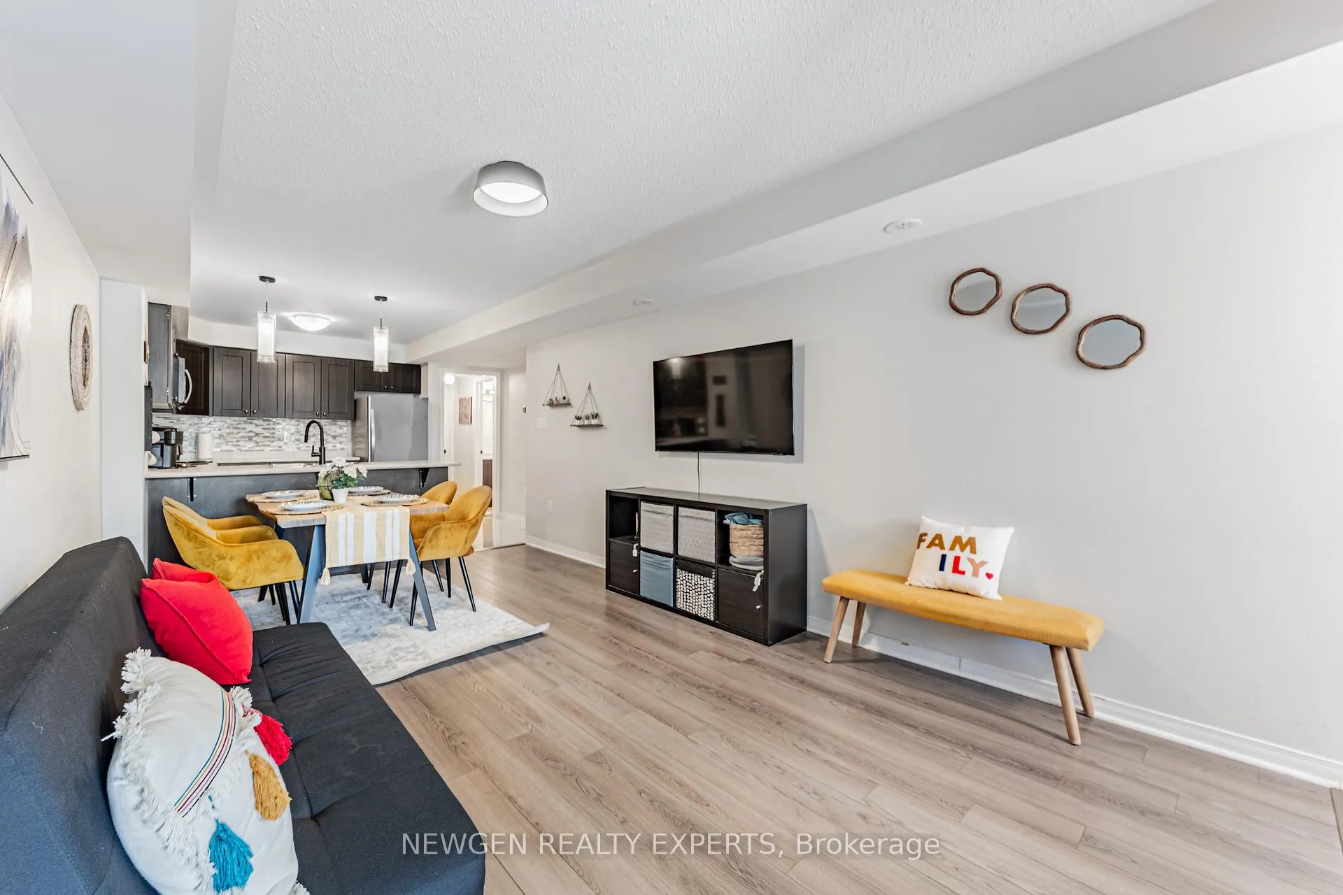 Photo 11 of 82 Abela Lane, Ajax, Central — HOMEH