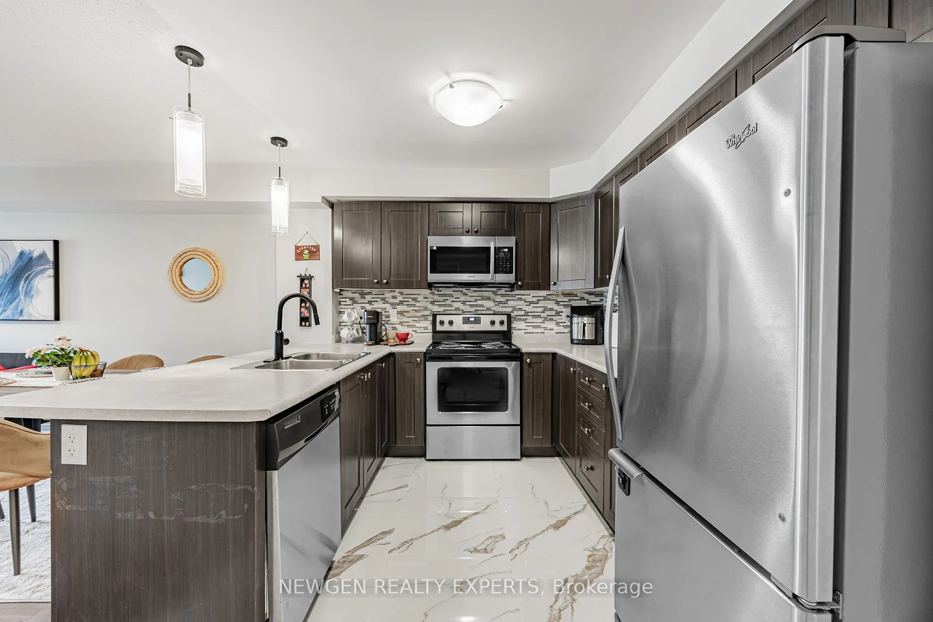 Photo 16 of 82 Abela Lane, Ajax, Central — HOMEH
