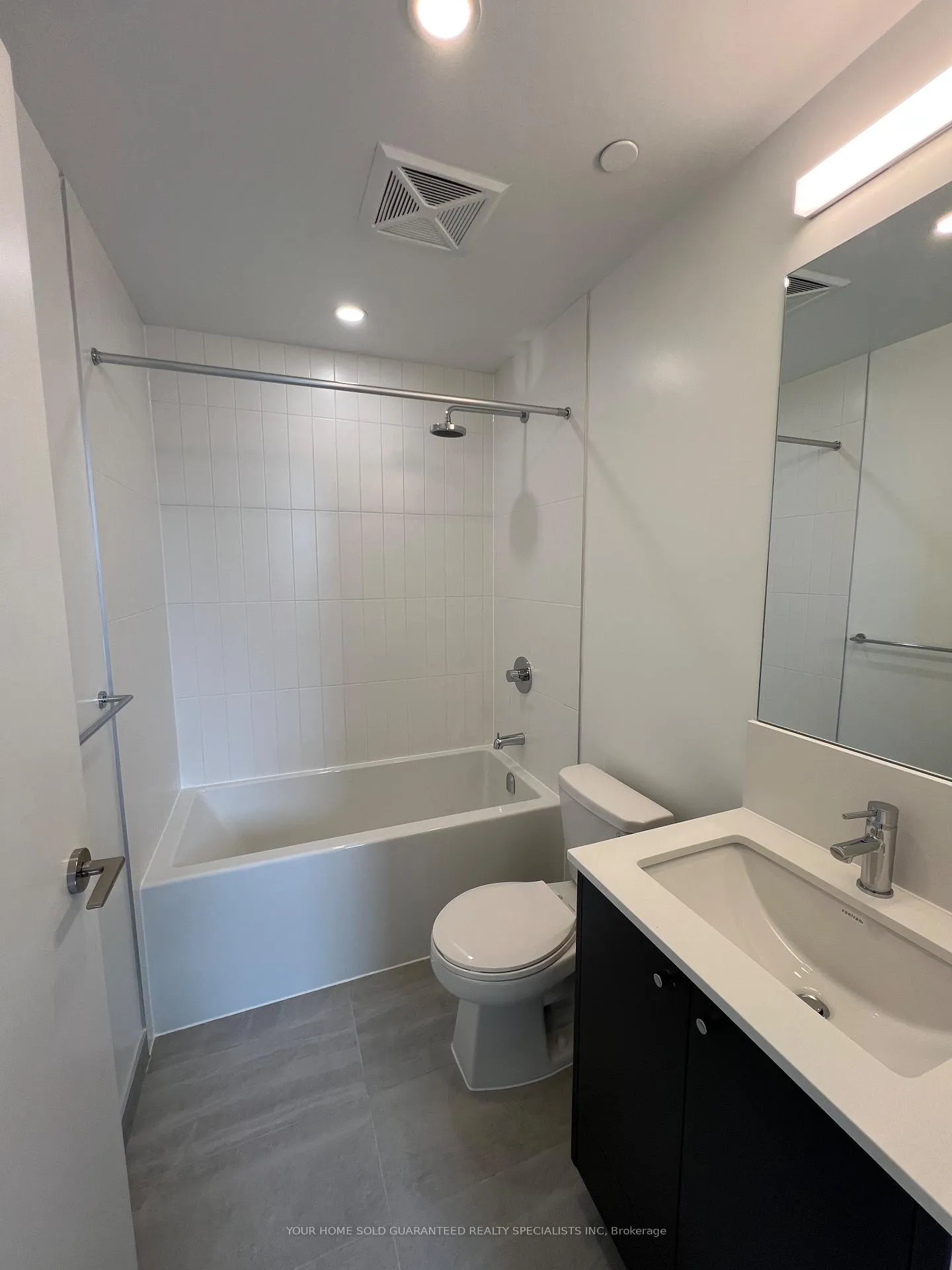 Photo 6 of Unit 813, 30 Dreamers Way, Toronto, Regent Park — HOMEH