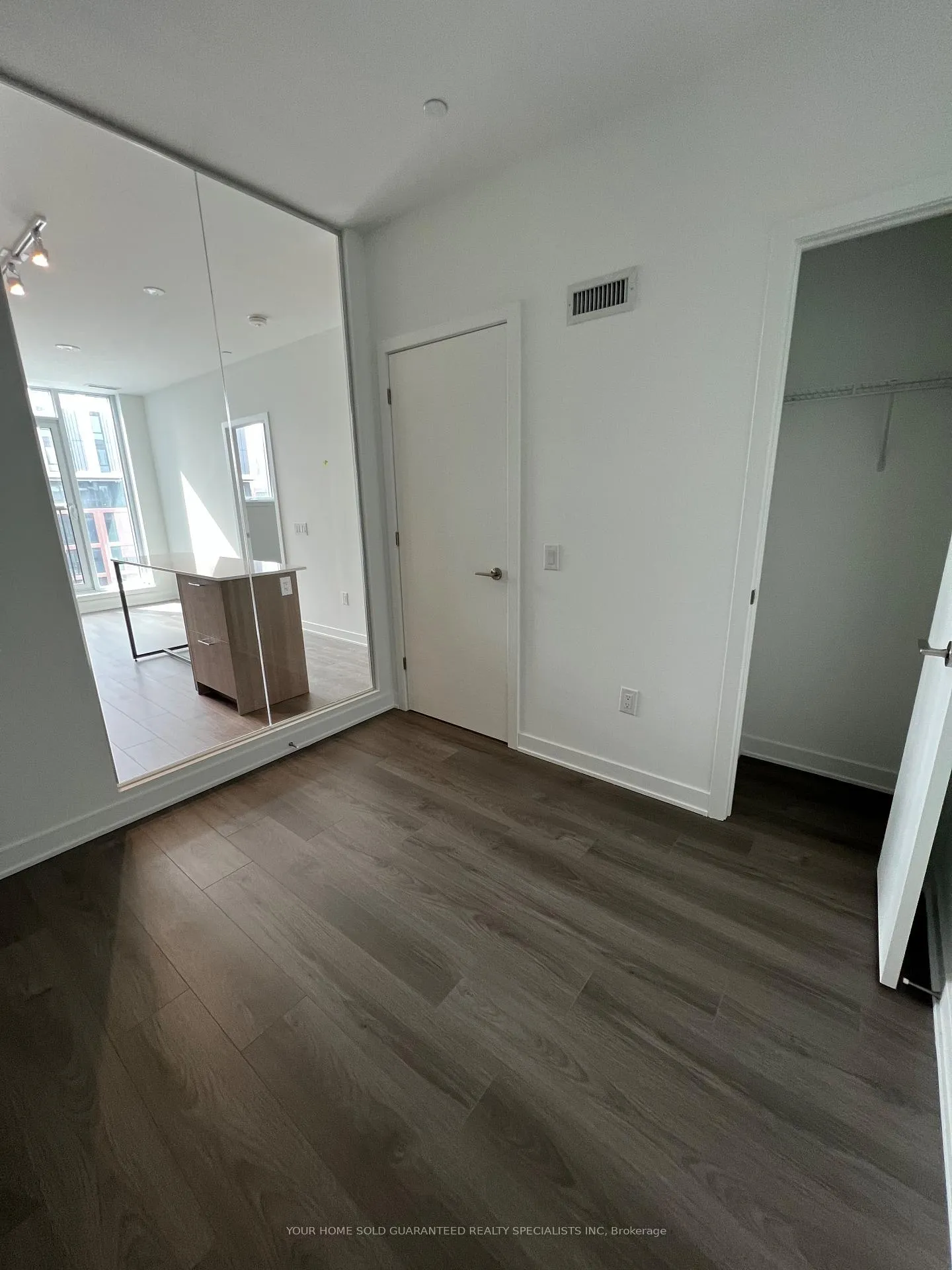 Photo 9 of Unit 813, 30 Dreamers Way, Toronto, Regent Park — HOMEH