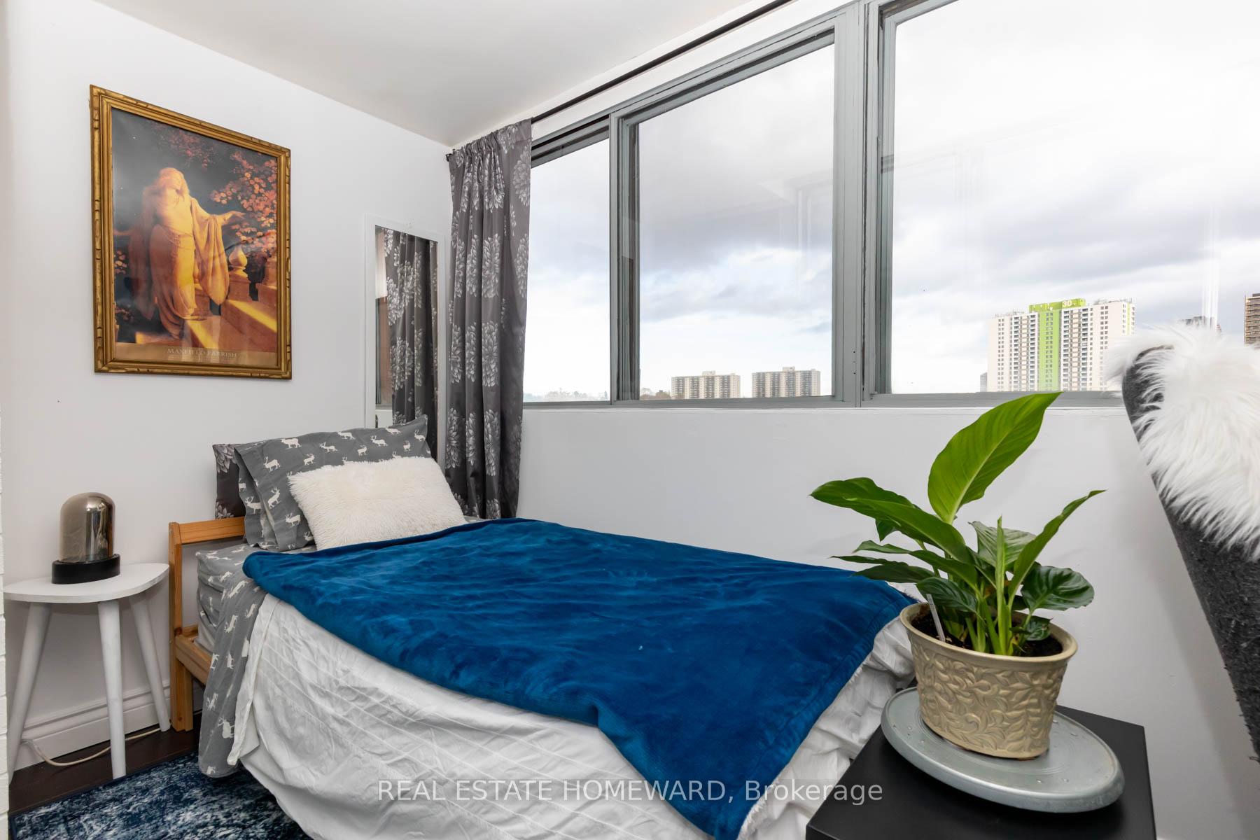 Photo 10 of Unit 408, 5 Massey Square, Toronto, Crescent Town — HOMEH