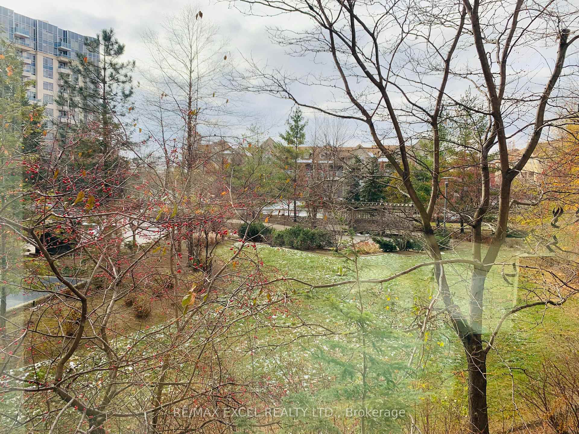 Photo 20 of Unit 205, 33 Cox Boulevard, Markham, Unionville — HOMEH