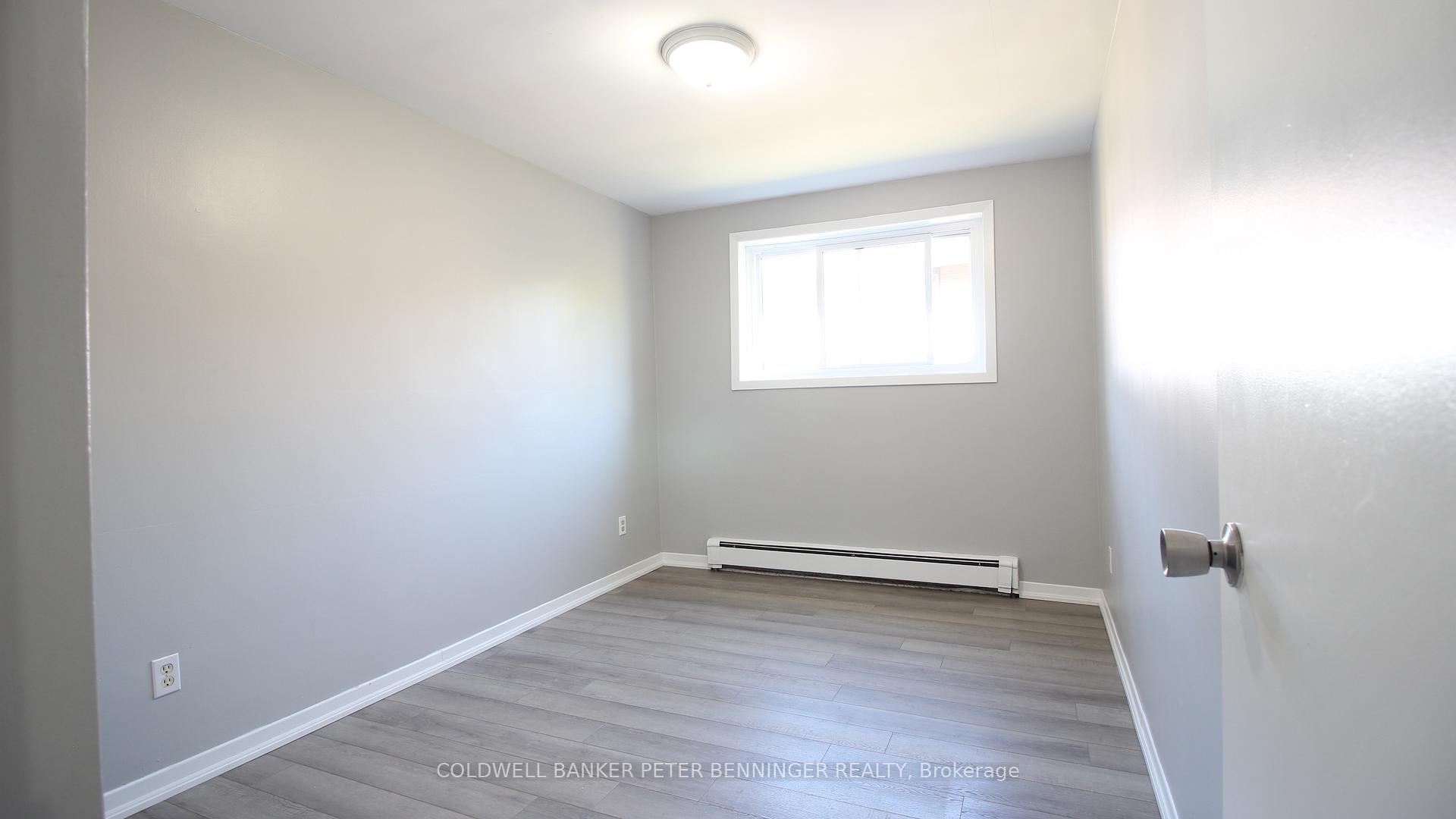 Photo 8 of Unit 8, 527 Parkside Drive, Waterloo — HOMEH