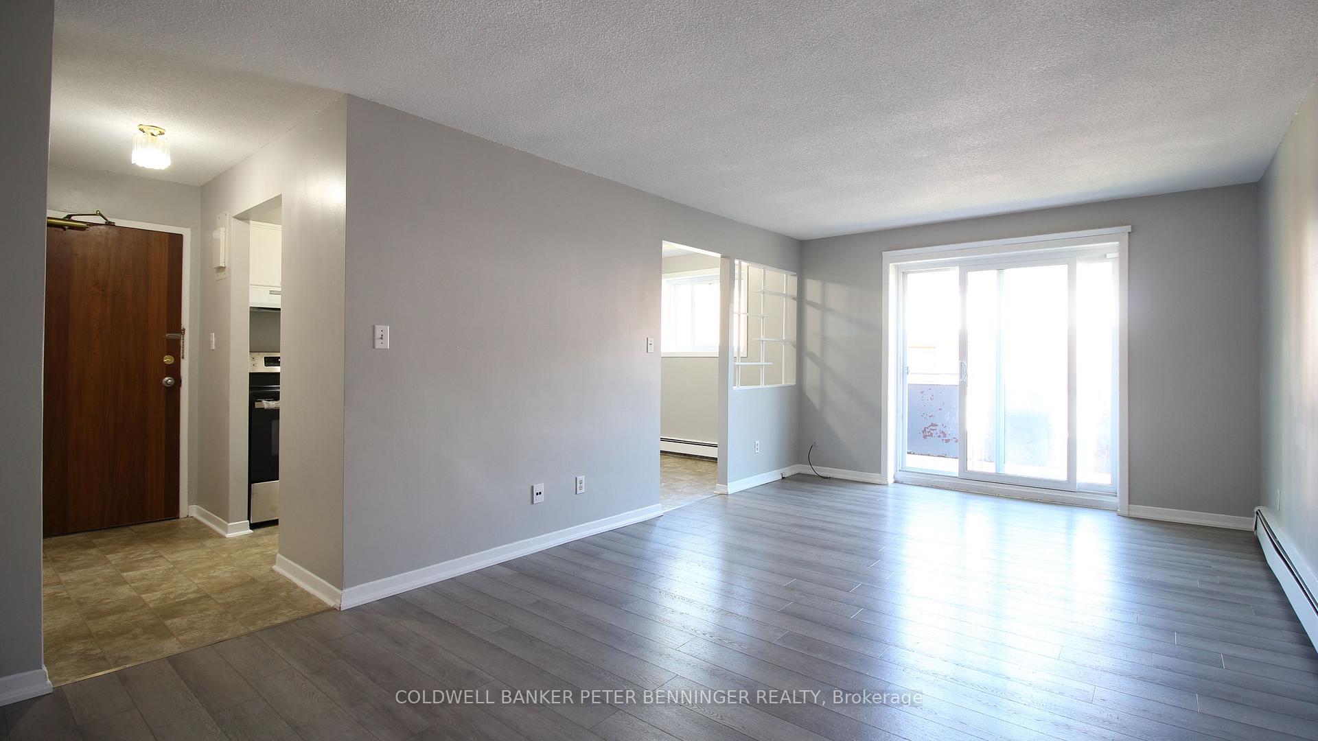 Photo 9 of Unit 8, 527 Parkside Drive, Waterloo — HOMEH