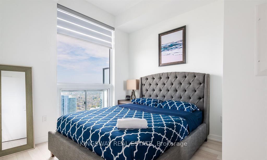 Photo 10 of Unit 3901, 39 Roehampton Avenue, Toronto, Mount Pleasant West — HOMEH