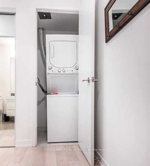 Photo 14 of Unit 3901, 39 Roehampton Avenue, Toronto, Mount Pleasant West — HOMEH