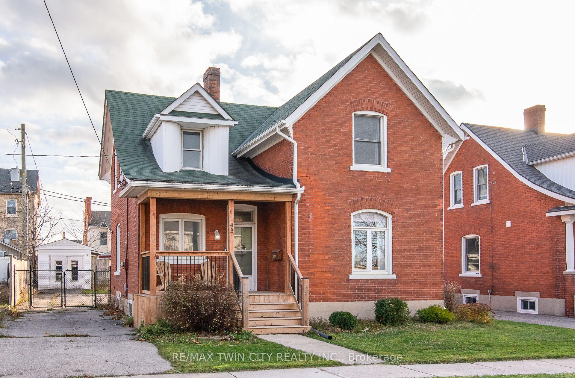 Photo 1 of 43 St Patrick Street, Goderich, Goderich (Town) — HOMEH