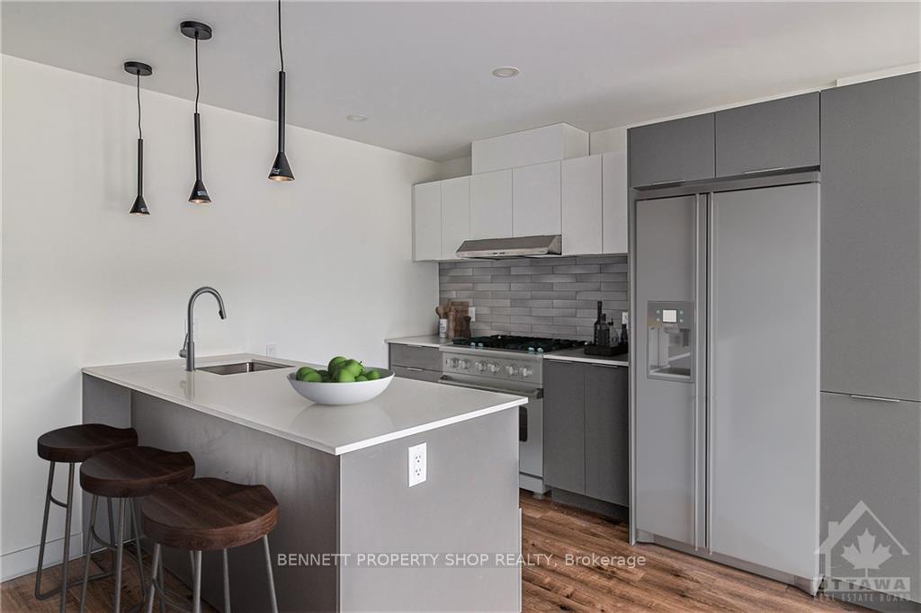Photo 5 of Unit 701, 600 Mountaineer, Ottawa, Elmvale Acres — HOMEH