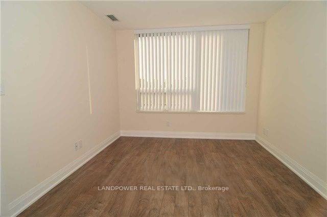 Photo 9 of Unit 825, 18 Uptown Drive, Markham, Unionville — HOMEH