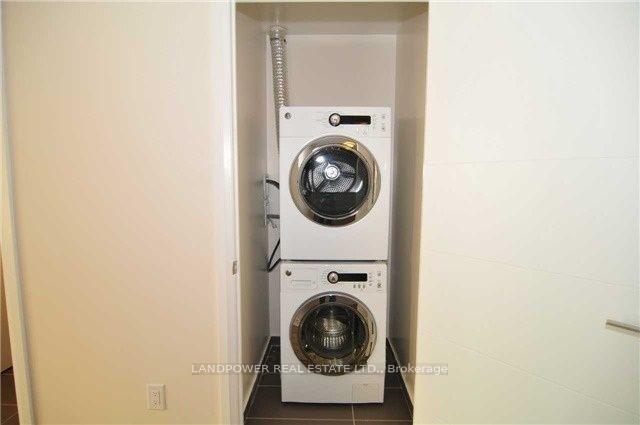 Photo 12 of Unit 825, 18 Uptown Drive, Markham, Unionville — HOMEH