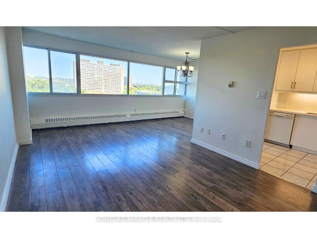 Photo 7 of Unit 907, 725 Don Mills Road, Toronto, Flemingdon Park — HOMEH