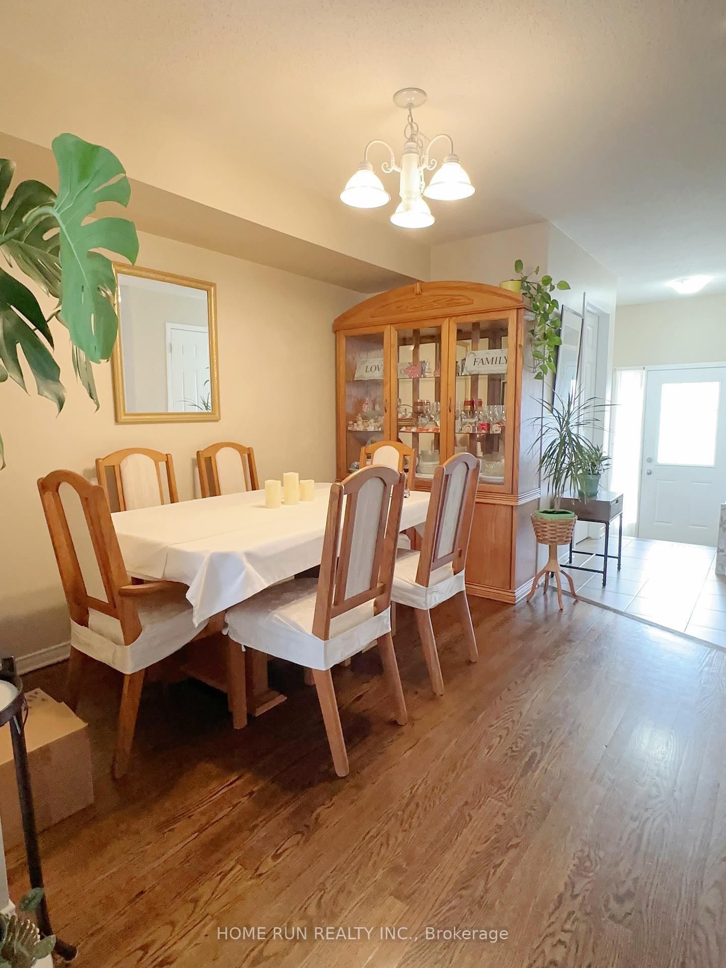 Photo 5 of 83 Chesapeake Crescent, Ottawa, Barrhaven - Cedargrove/Fraserdale — HOMEH