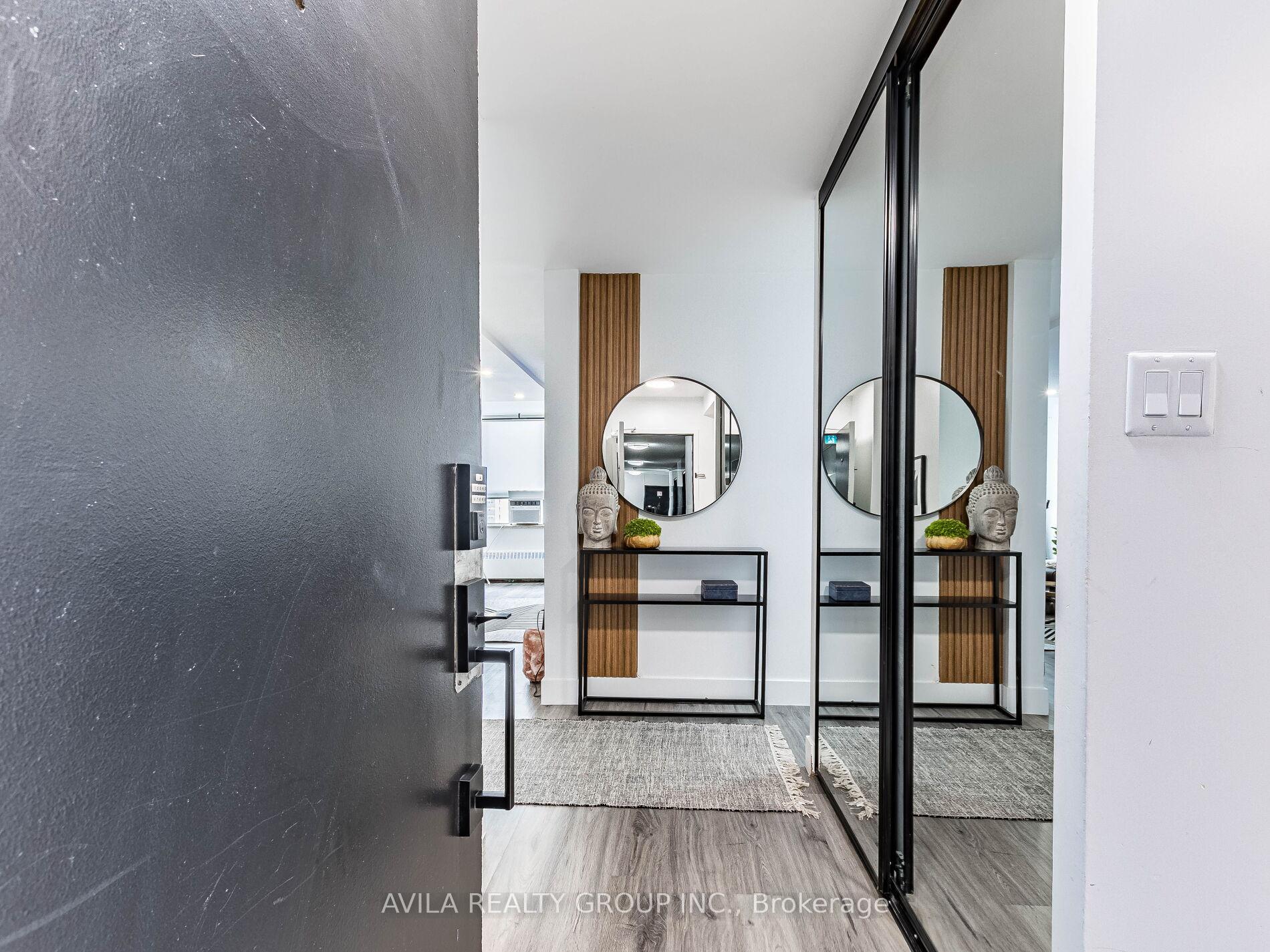 Photo 3 of Unit 1908, 340 Dixon Road, Etobicoke, Kingsview Village-The Westway — HOMEH