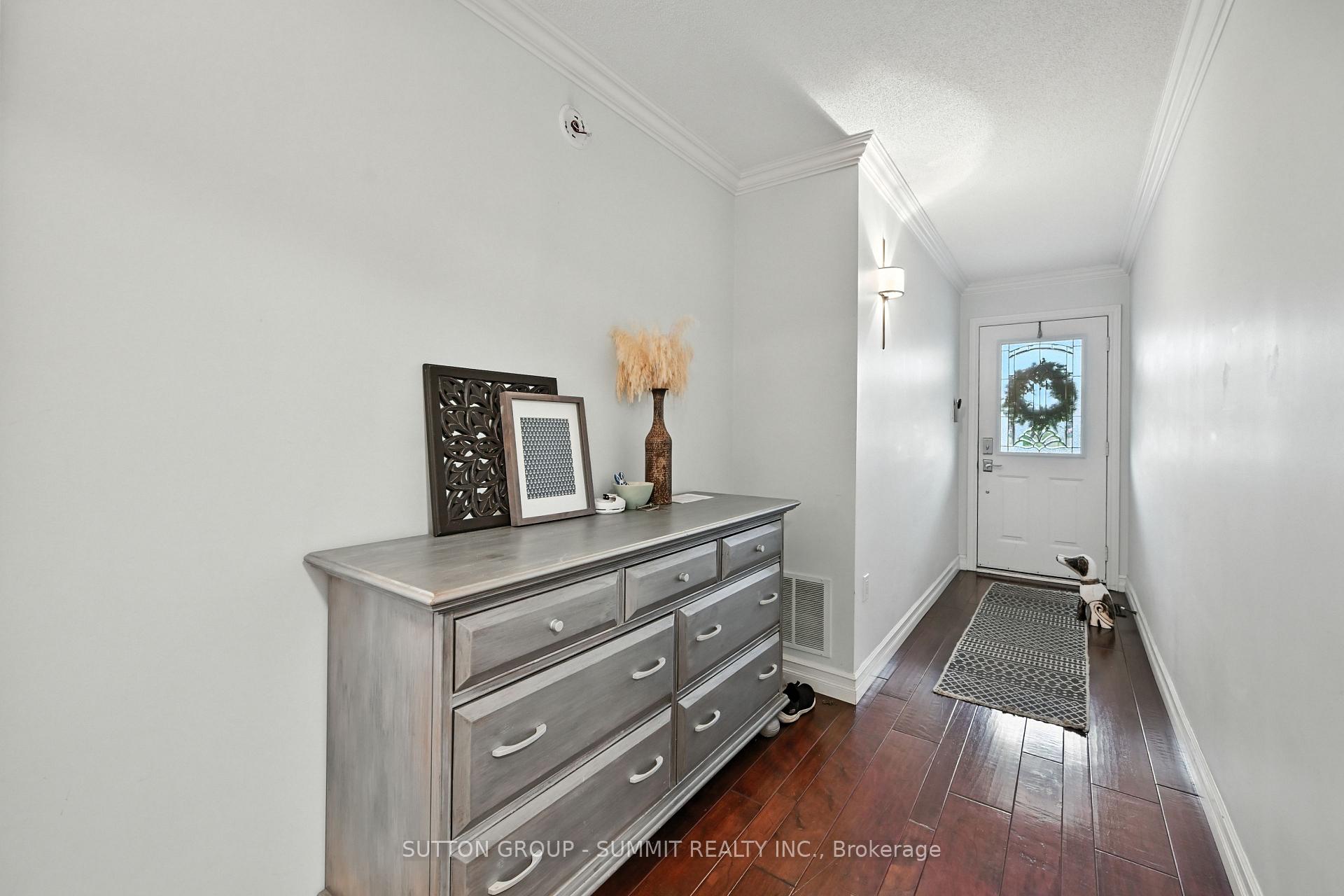 Photo 6 of Unit 49, 515 North Service Road, Hamilton, Stoney Creek — HOMEH