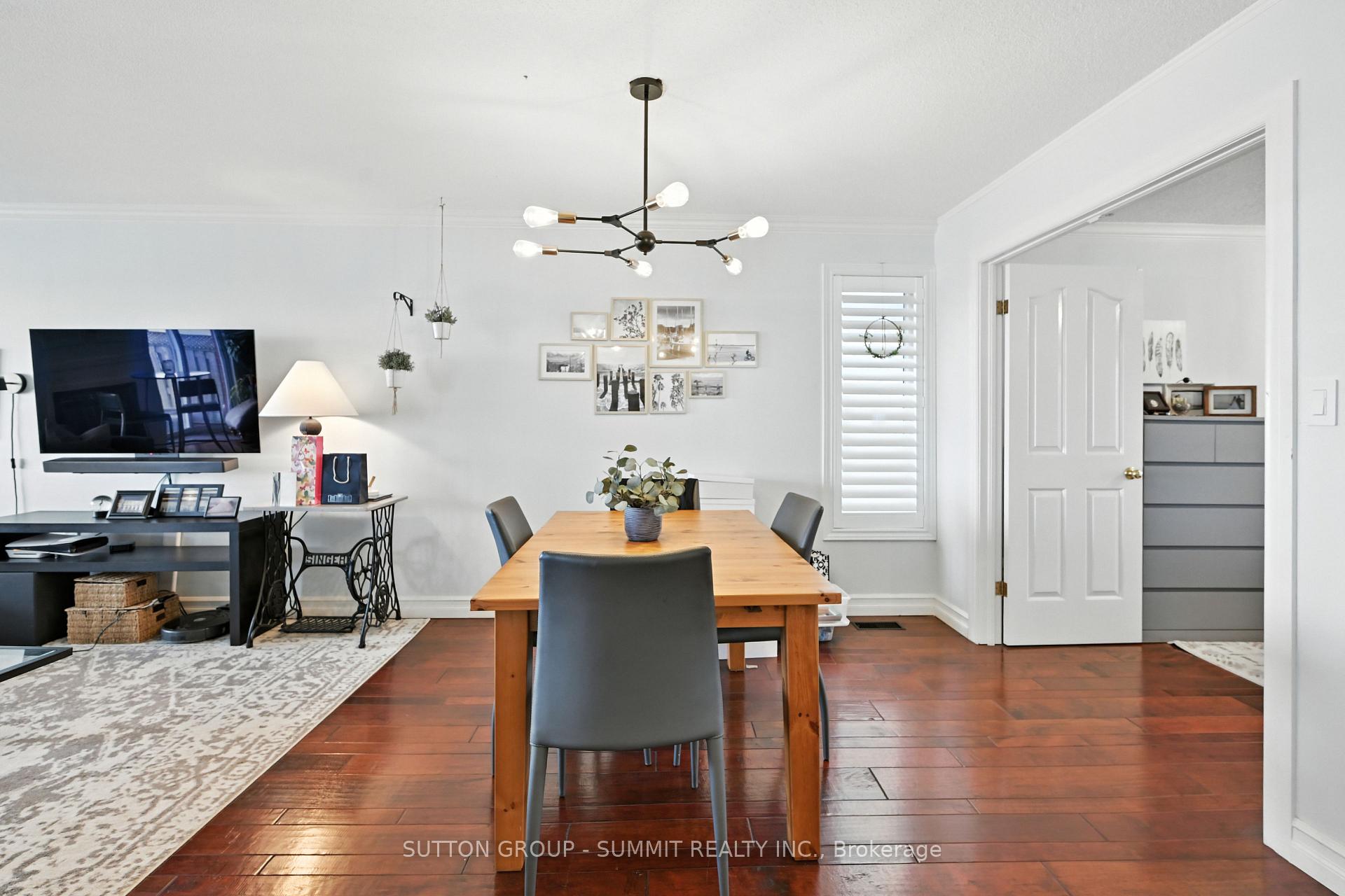 Photo 8 of Unit 49, 515 North Service Road, Hamilton, Stoney Creek — HOMEH