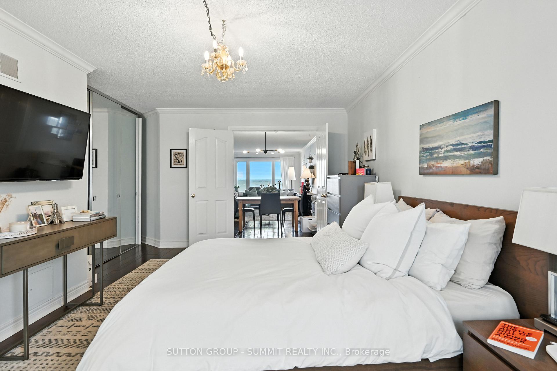 Photo 12 of Unit 49, 515 North Service Road, Hamilton, Stoney Creek — HOMEH