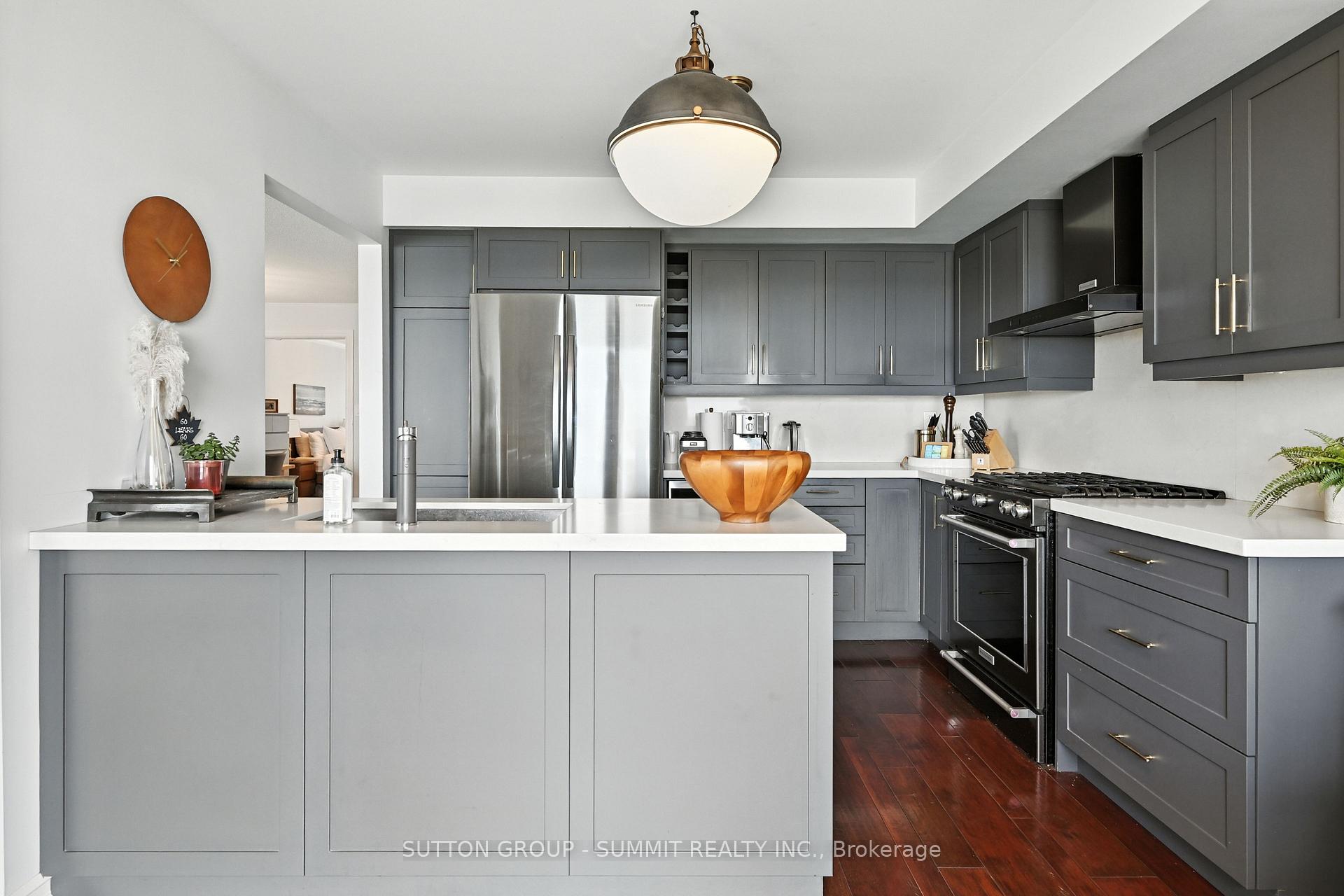Photo 24 of Unit 49, 515 North Service Road, Hamilton, Stoney Creek — HOMEH