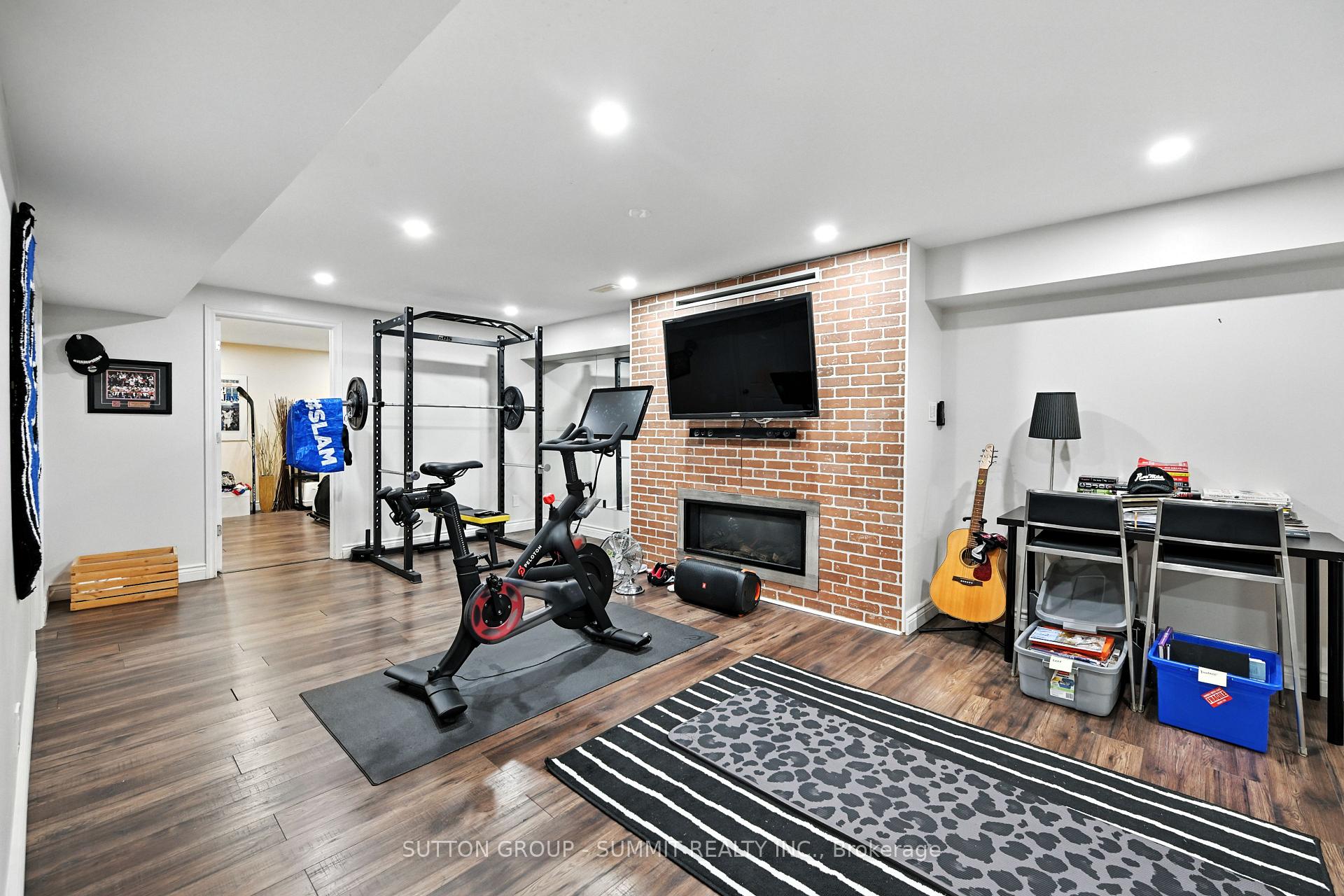 Photo 29 of Unit 49, 515 North Service Road, Hamilton, Stoney Creek — HOMEH