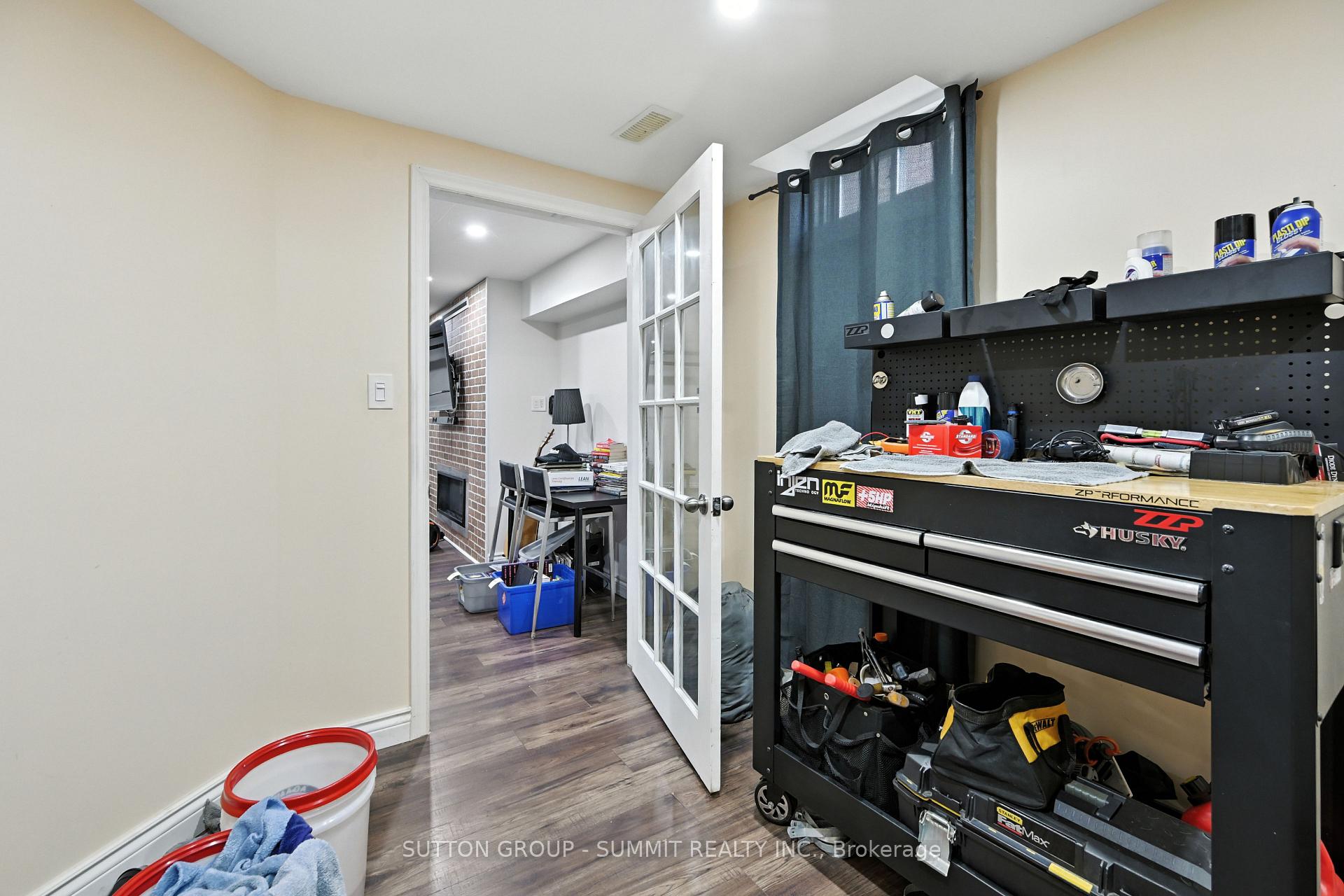 Photo 32 of Unit 49, 515 North Service Road, Hamilton, Stoney Creek — HOMEH