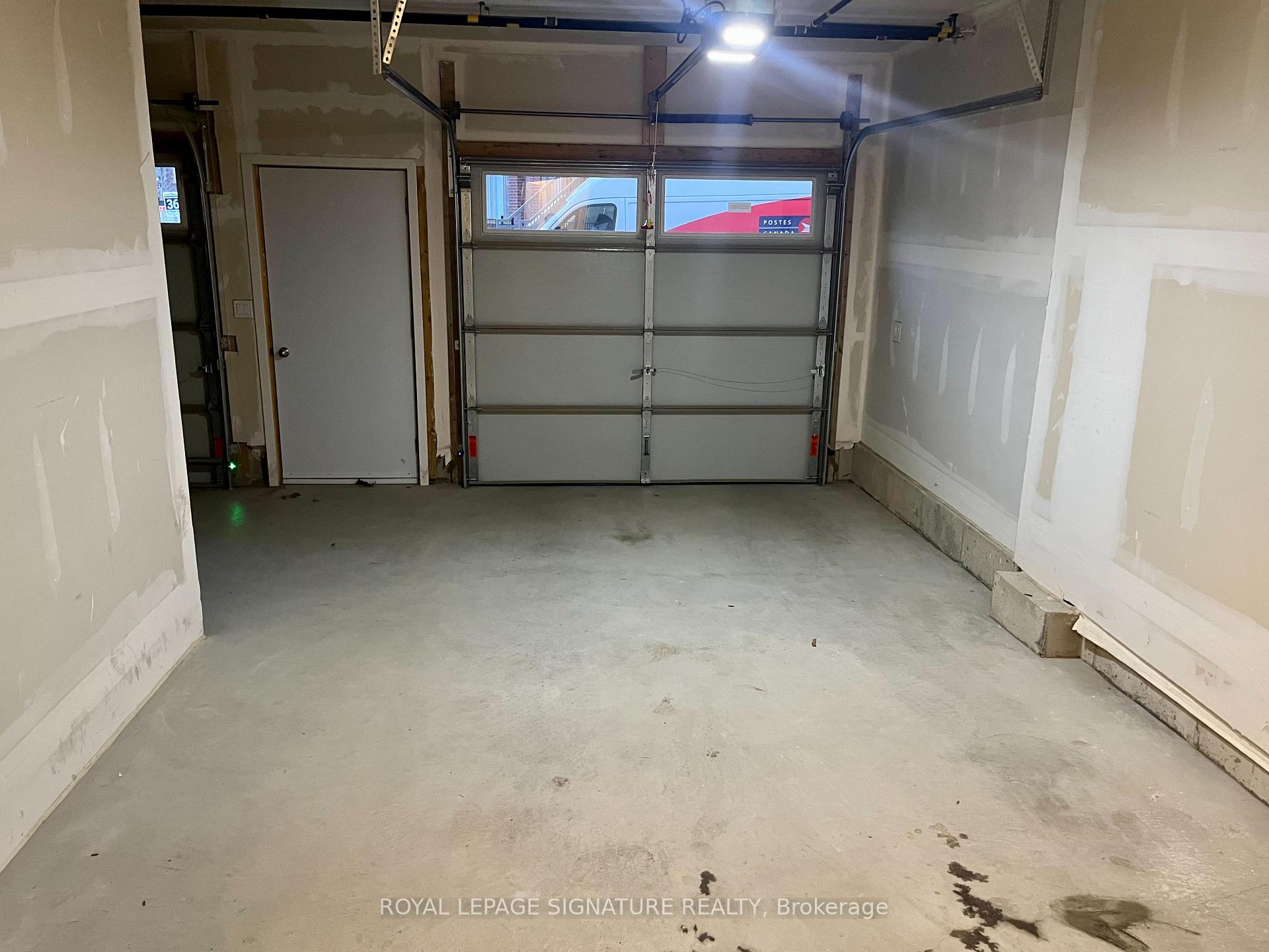 Photo 17 of Unit 107, 1525 Kingston Road, Pickering, Town Centre — HOMEH
