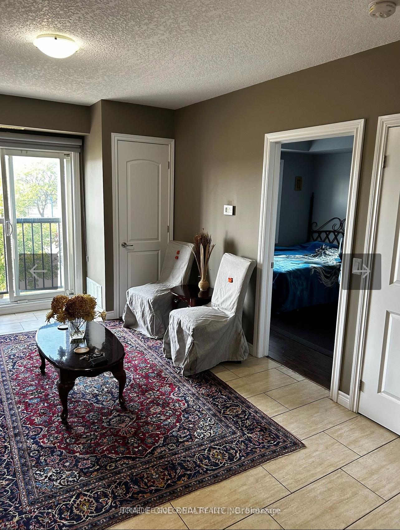 Photo 3 of Unit 206, 886 Golf Links Road W, Hamilton, Ancaster — HOMEH