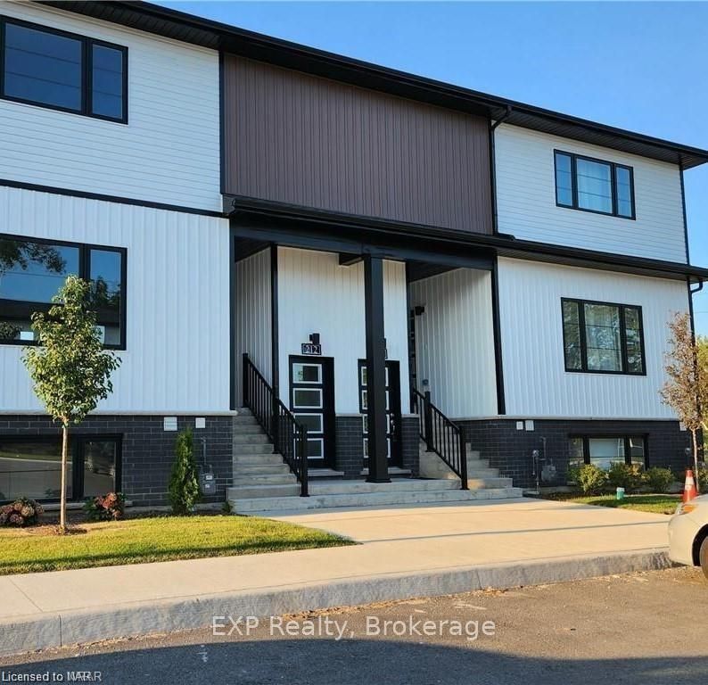 Front of Unit 222, 4263 Fourth Avenue