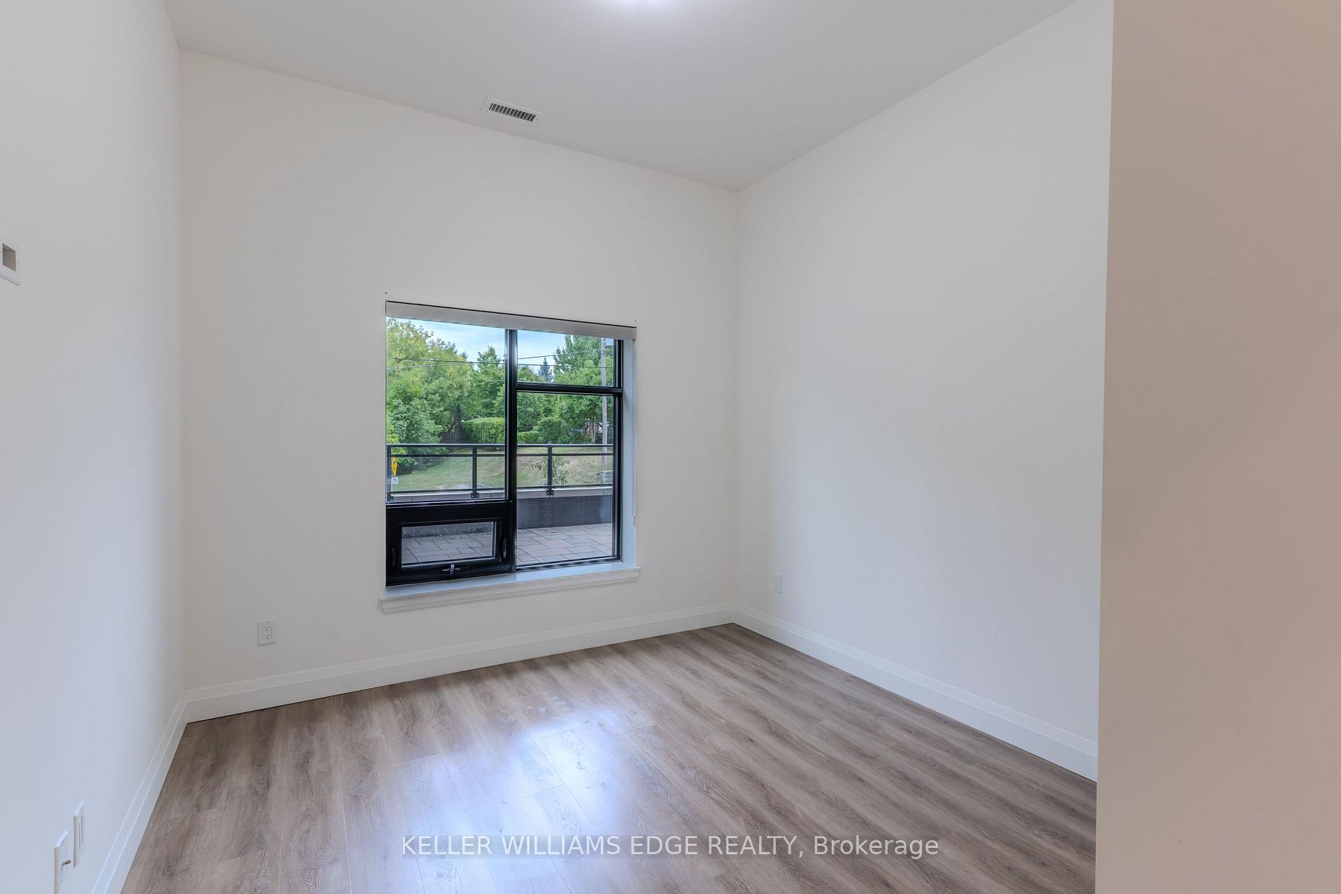 Photo 14 of Unit 103, 30 Hamilton Street S, Hamilton, Waterdown — HOMEH
