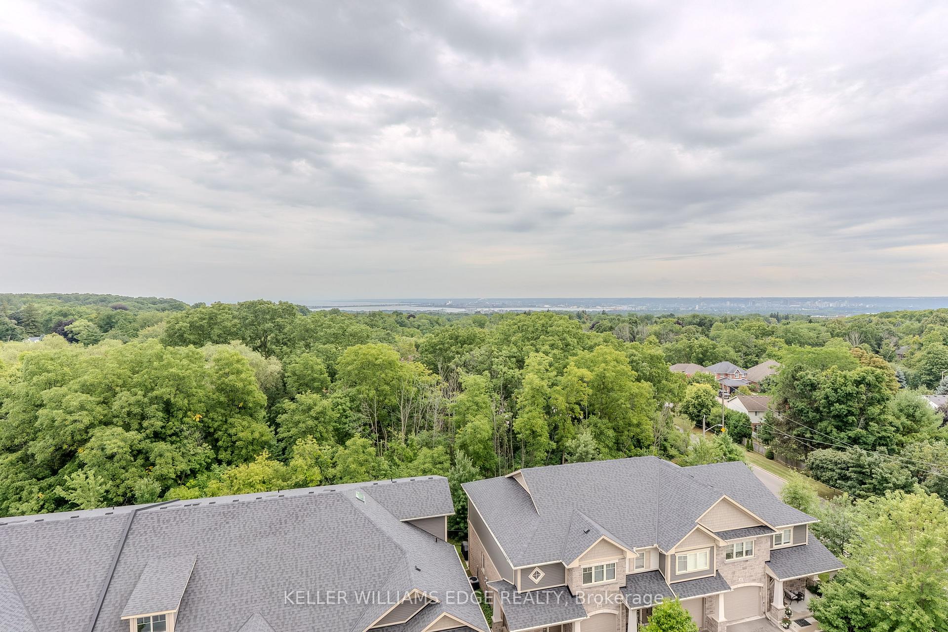 Photo 28 of Unit 103, 30 Hamilton Street S, Hamilton, Waterdown — HOMEH