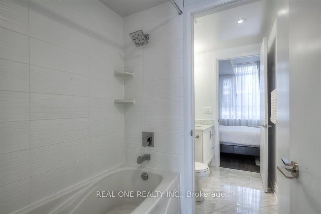Photo 10 of 201 Duplex Avenue, Toronto, Yonge-Eglinton — HOMEH