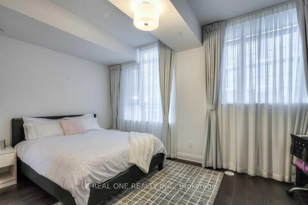 Photo 11 of 201 Duplex Avenue, Toronto, Yonge-Eglinton — HOMEH
