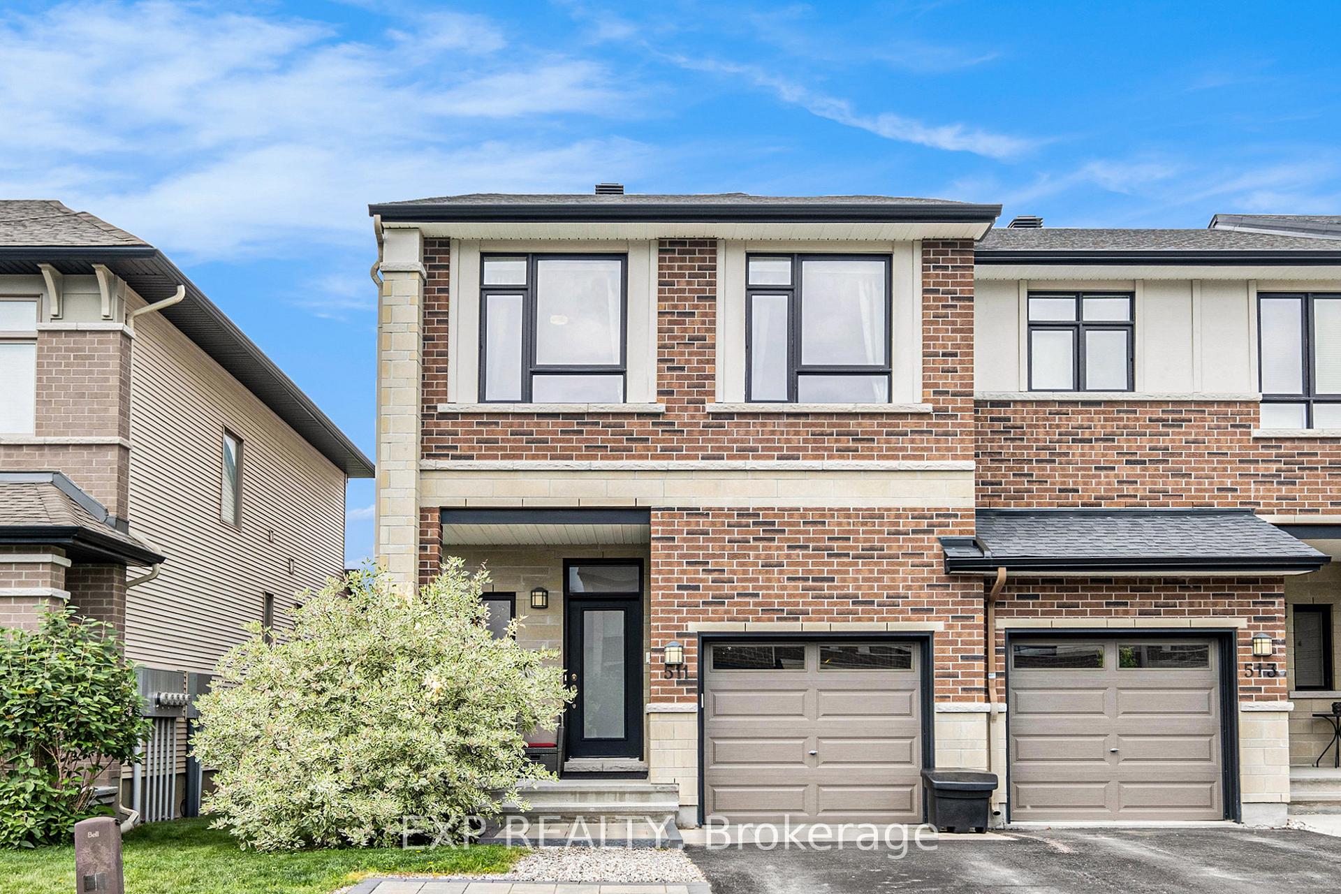 Front of 511 Earnscliffe Grove