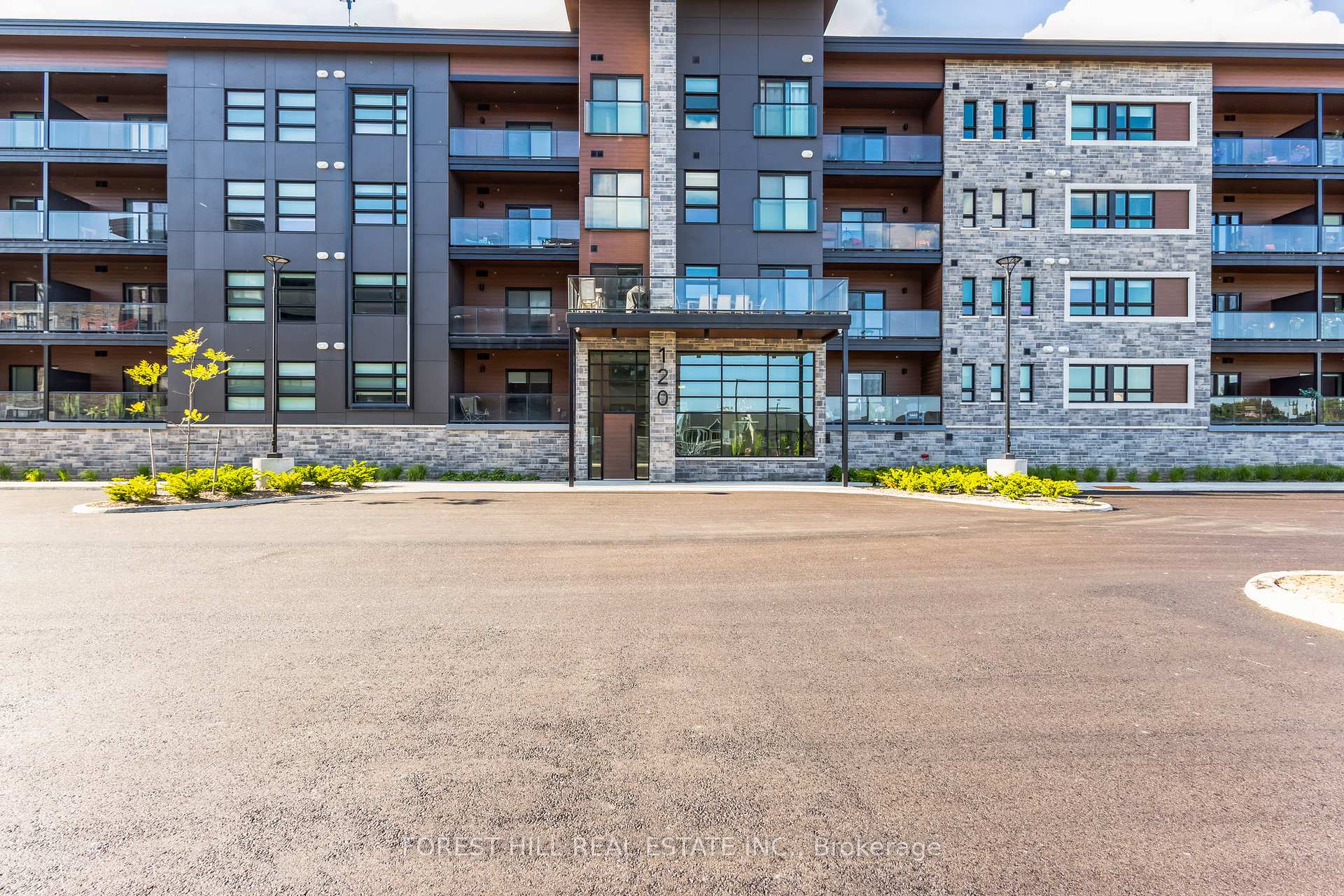 Photo 3 of Unit 205, 120 Summersides Boulevard, Pelham, Fonthill — HOMEH