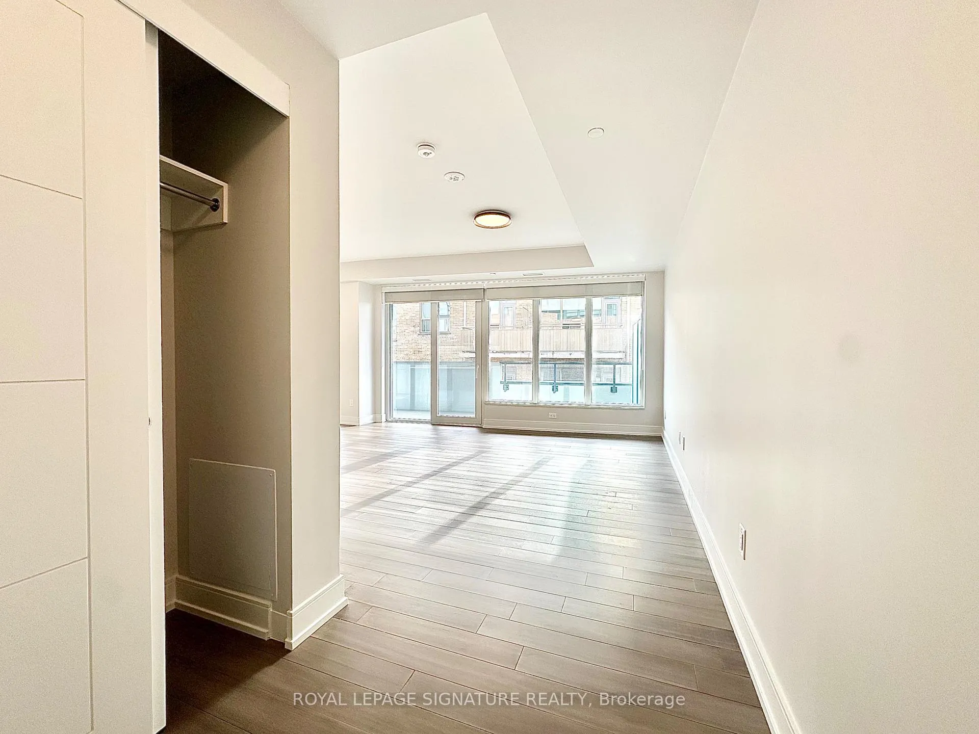 Photo 6 of Unit 903, 2525 Bathurst Street, Toronto, Forest Hill North — HOMEH
