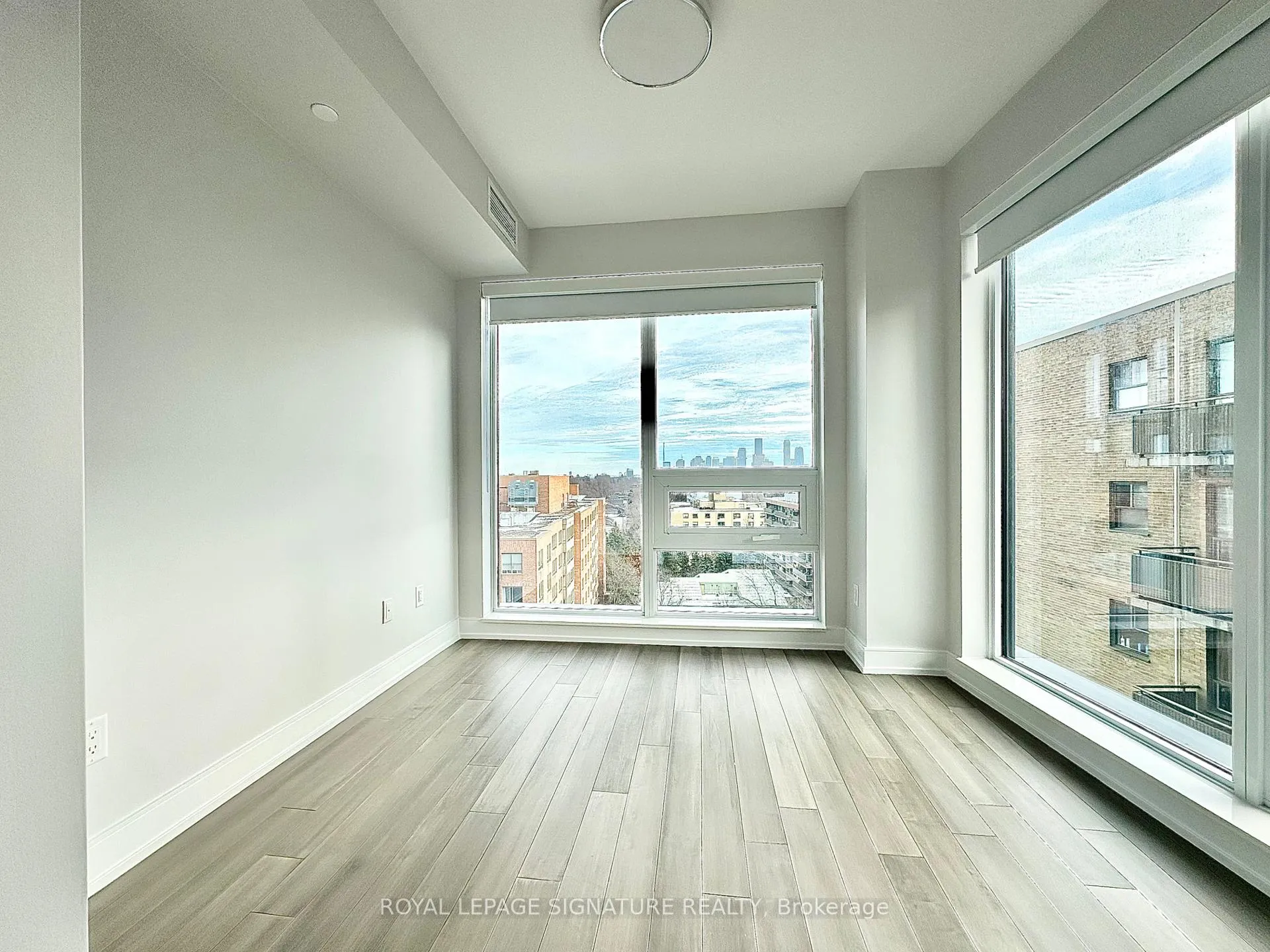 Photo 11 of Unit 903, 2525 Bathurst Street, Toronto, Forest Hill North — HOMEH