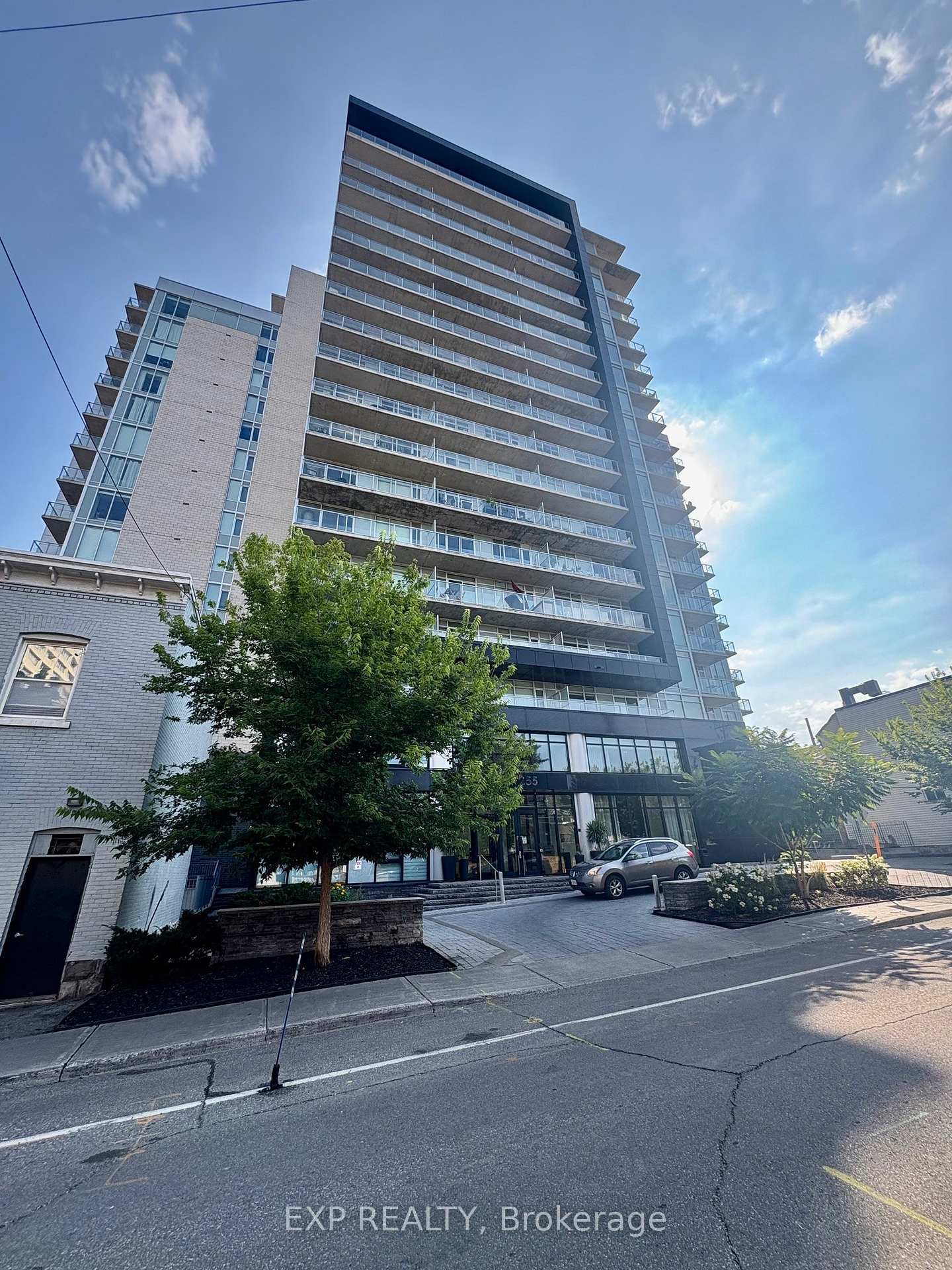 Front of Unit 1103, 255 Bay Street