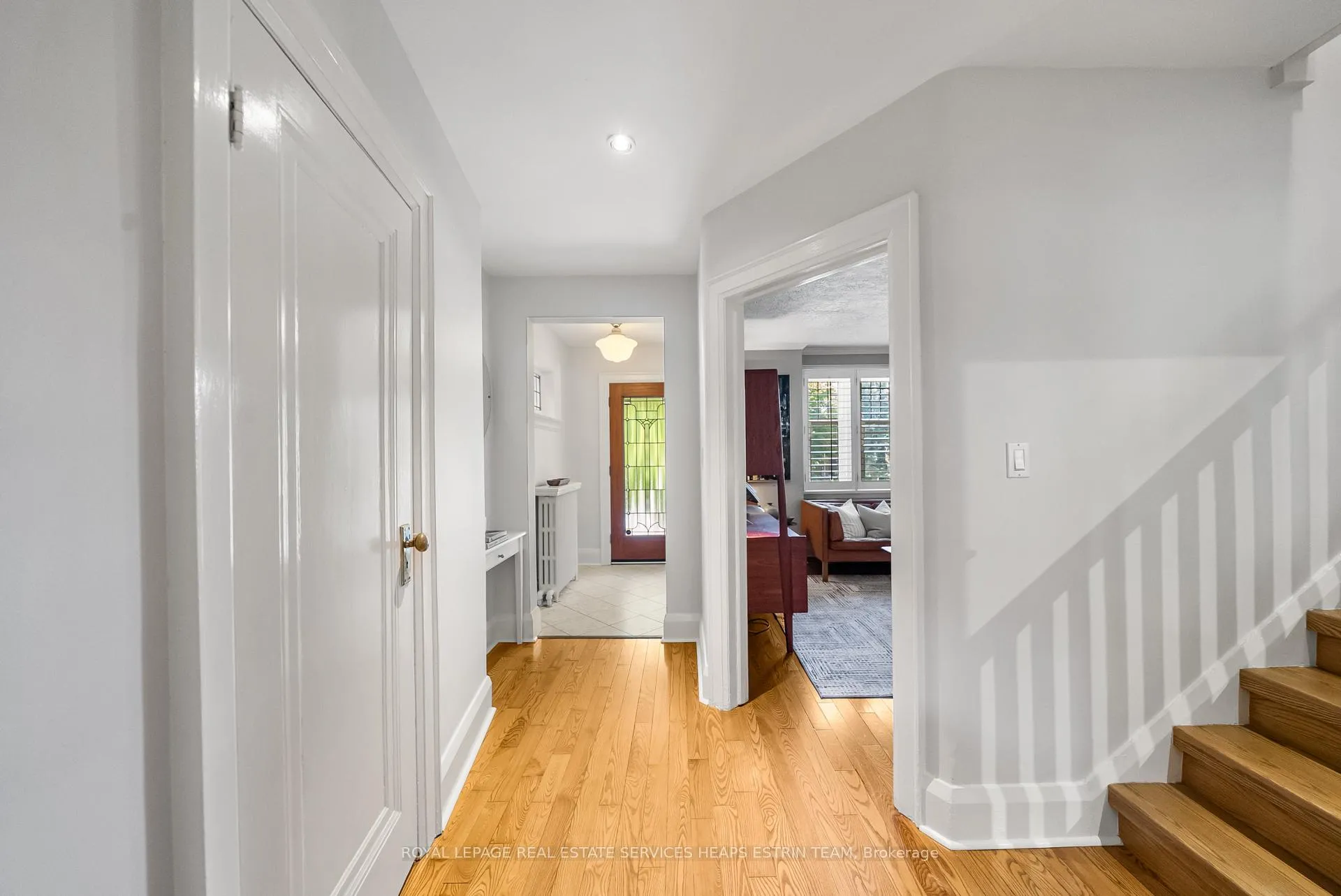 Photo 2 of 26 MacNaughton Road, Toronto, Leaside — HOMEH
