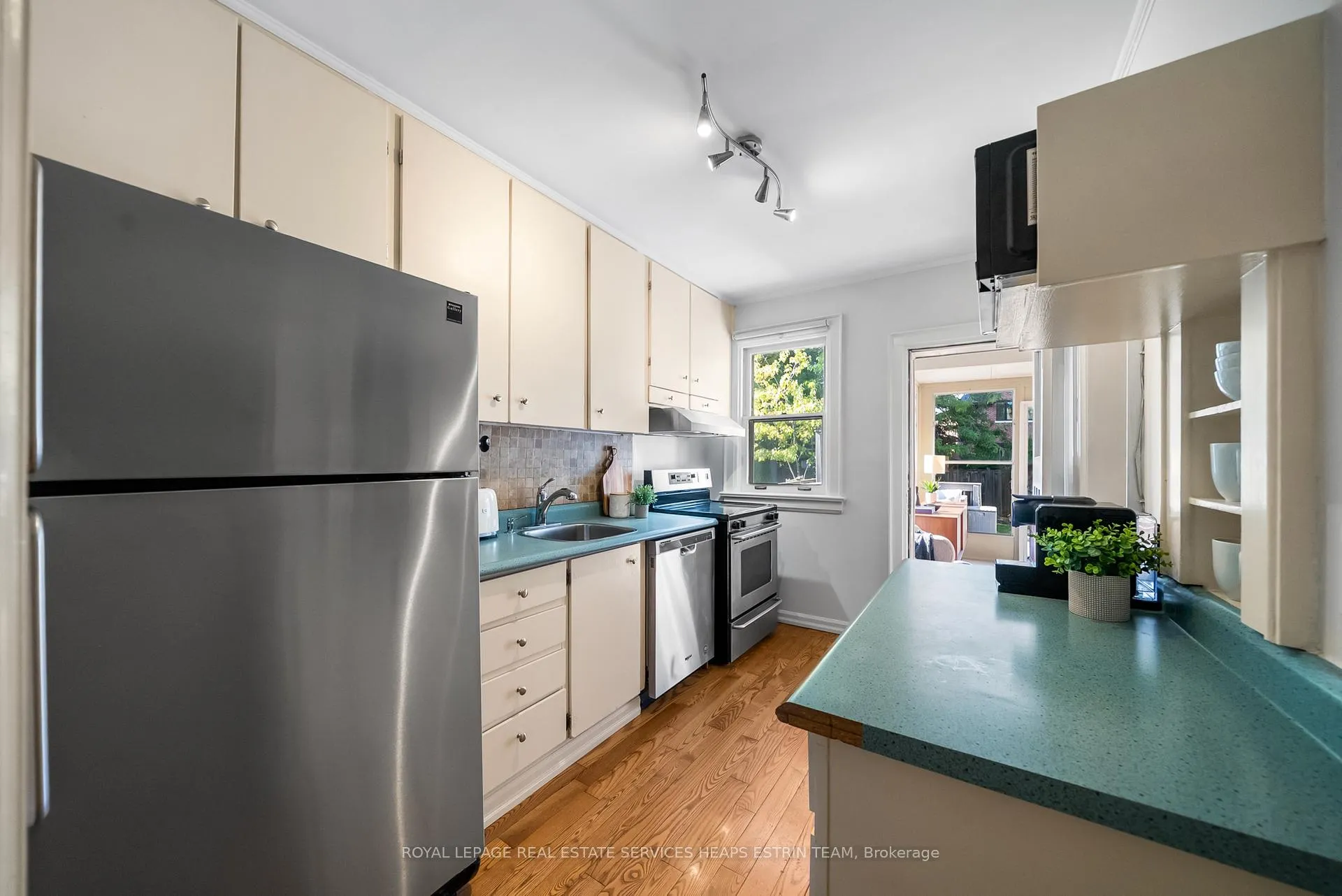 Photo 9 of 26 MacNaughton Road, Toronto, Leaside — HOMEH