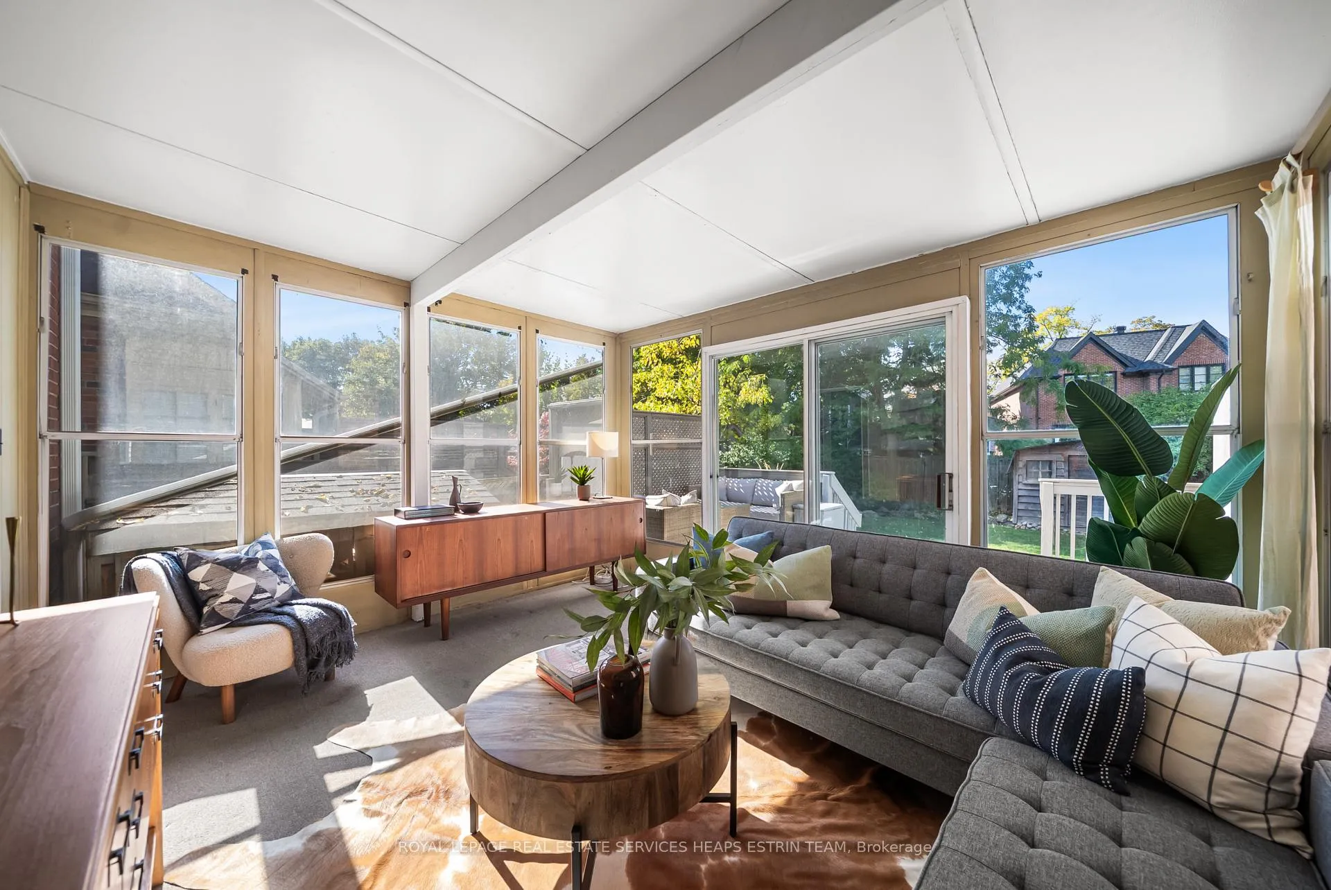 Photo 14 of 26 MacNaughton Road, Toronto, Leaside — HOMEH