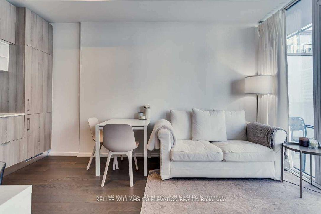Photo 13 of Unit 1532, 8 Hillsdale Avenue E, Toronto, Mount Pleasant West — HOMEH