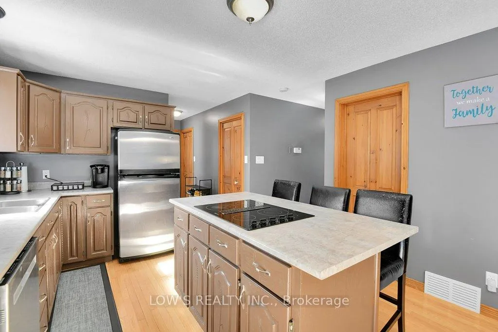 Photo 14 of 1650 Lucien Street, Champlain, Champlain Twp — HOMEH