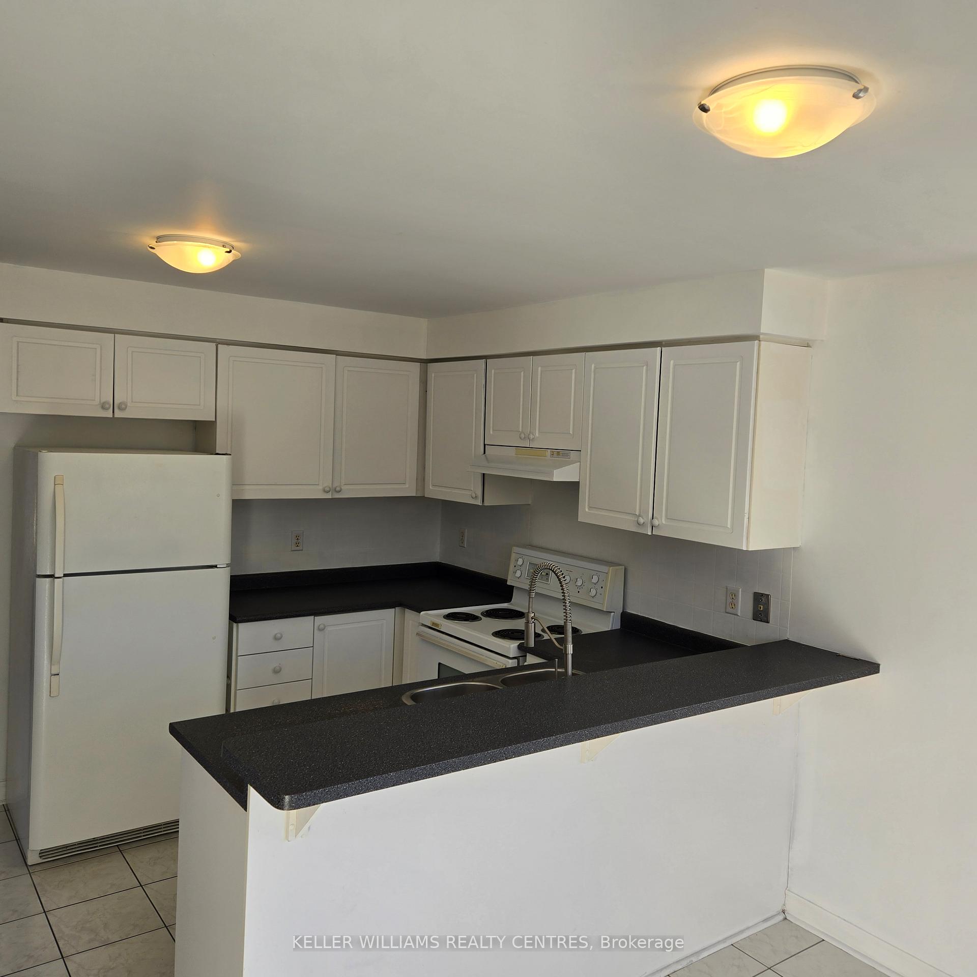 Photo 7 of 17 Iveagh Drive, Georgina, Keswick South — HOMEH