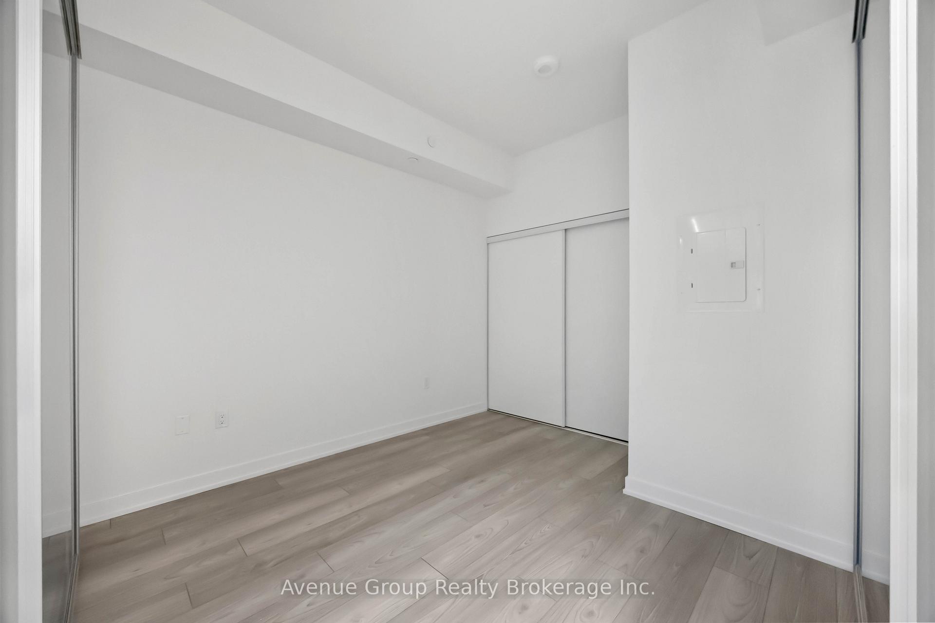 Photo 6 of Unit 210, 110 Broadway Avenue, Toronto, Mount Pleasant West — HOMEH