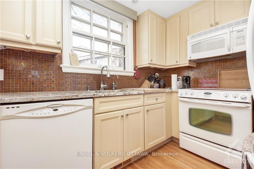 Photo 11 of 33 Belvedere Crescent, Ottawa, Lindenlea — HOMEH