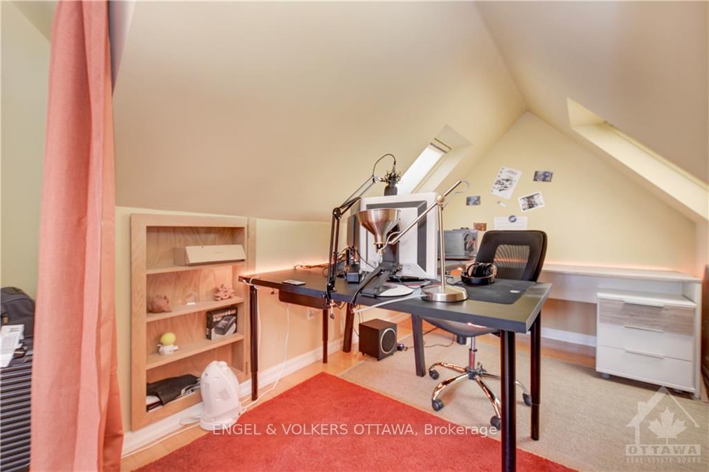 Photo 21 of 33 Belvedere Crescent, Ottawa, Lindenlea — HOMEH