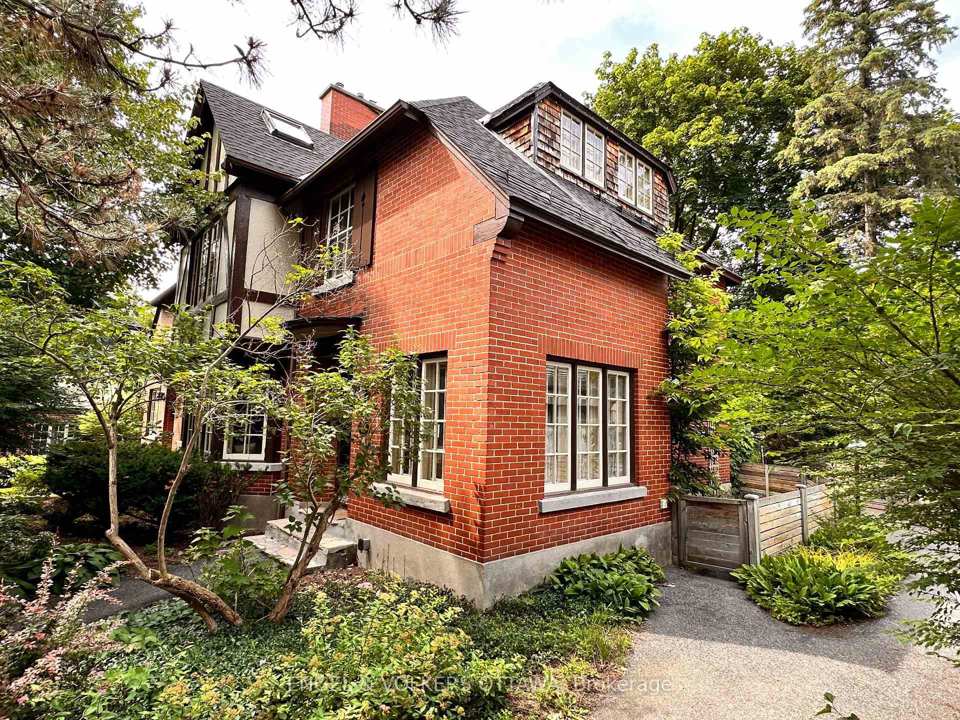 Photo 23 of 33 Belvedere Crescent, Ottawa, Lindenlea — HOMEH