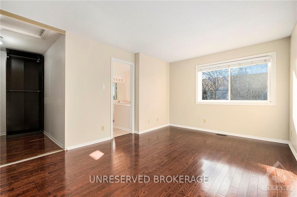 Photo 12 of 38 Stonebriar Drive, Ottawa, Centrepointe — HOMEH