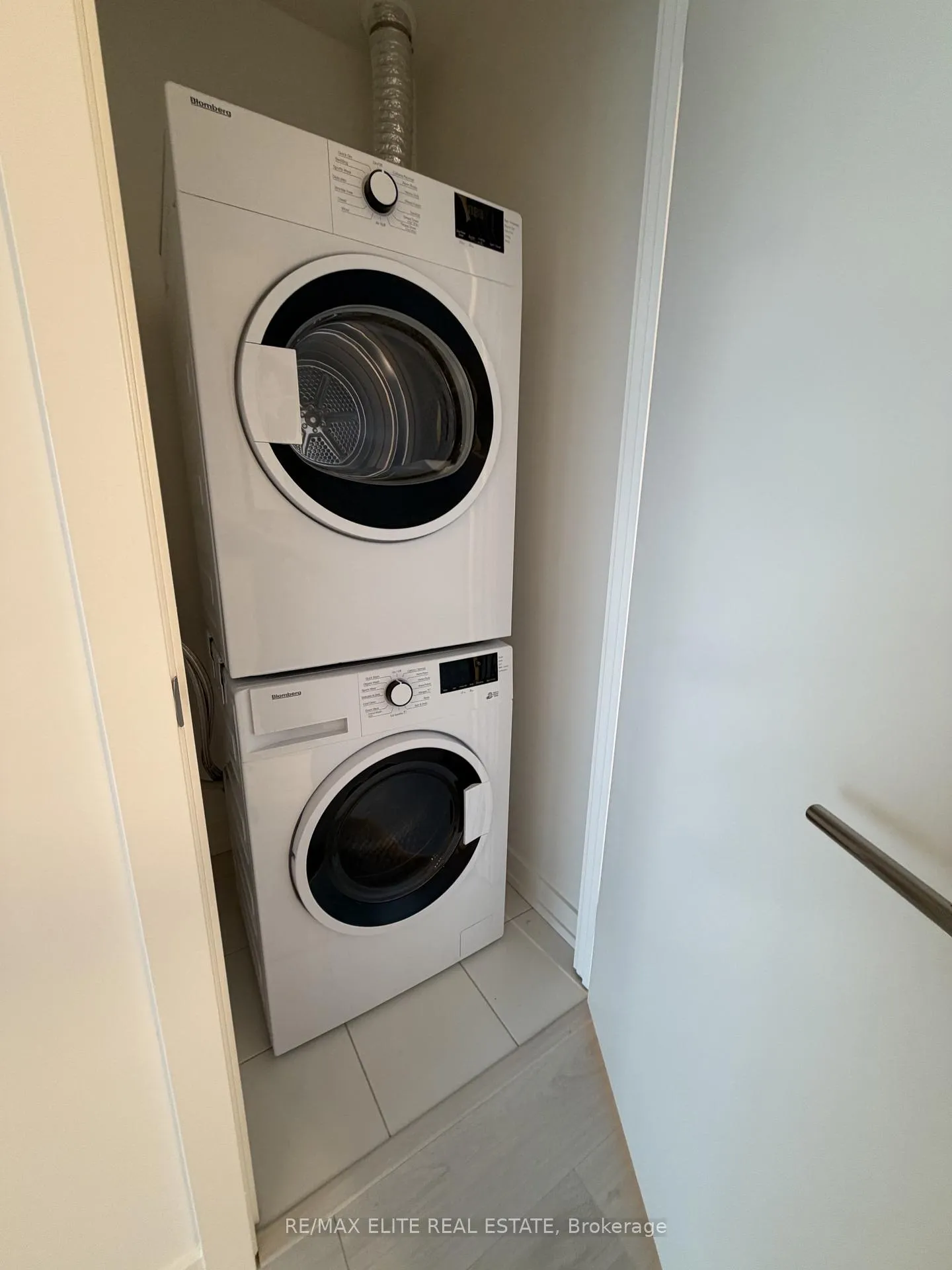 Photo 19 of Unit 2011S, 110 Broadway Avenue, Toronto, Mount Pleasant West — HOMEH