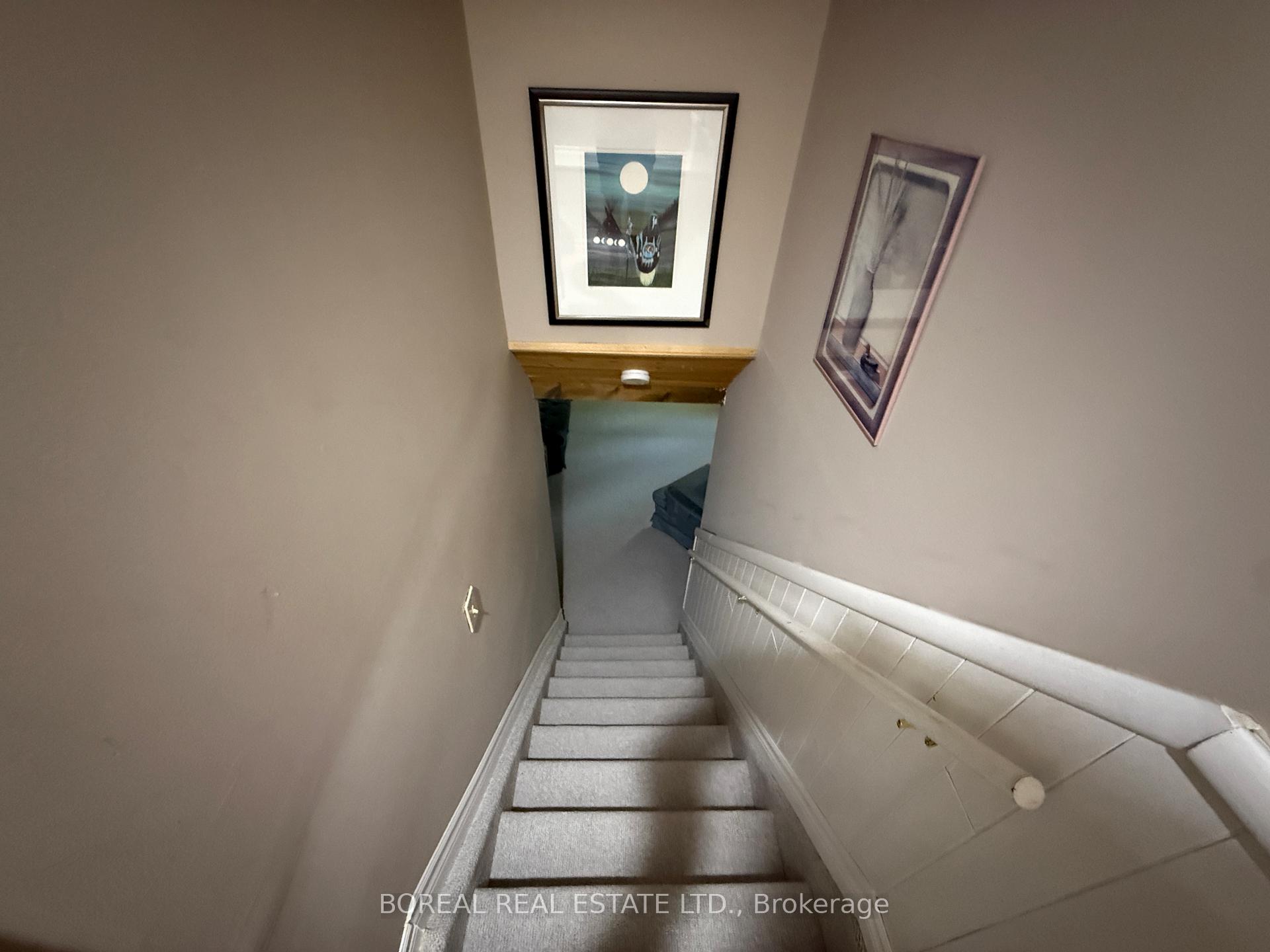 Photo 36 of 35 Eighteenth Avenue, Cochrane — HOMEH