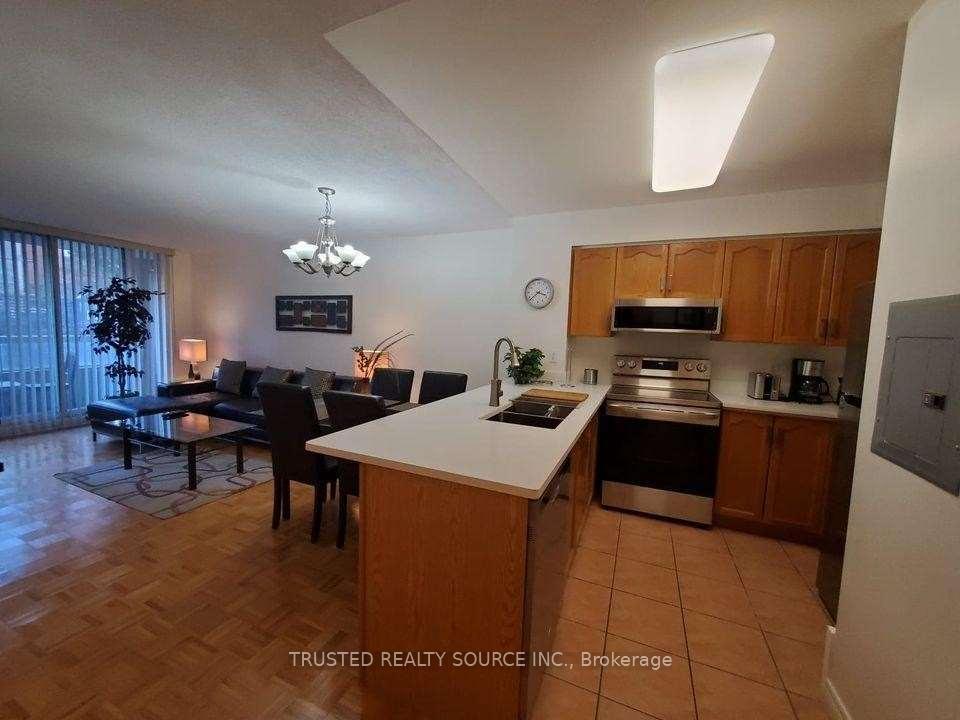 Photo 8 of Unit 308, 43 Eglinton Avenue E, Toronto, Mount Pleasant West — HOMEH